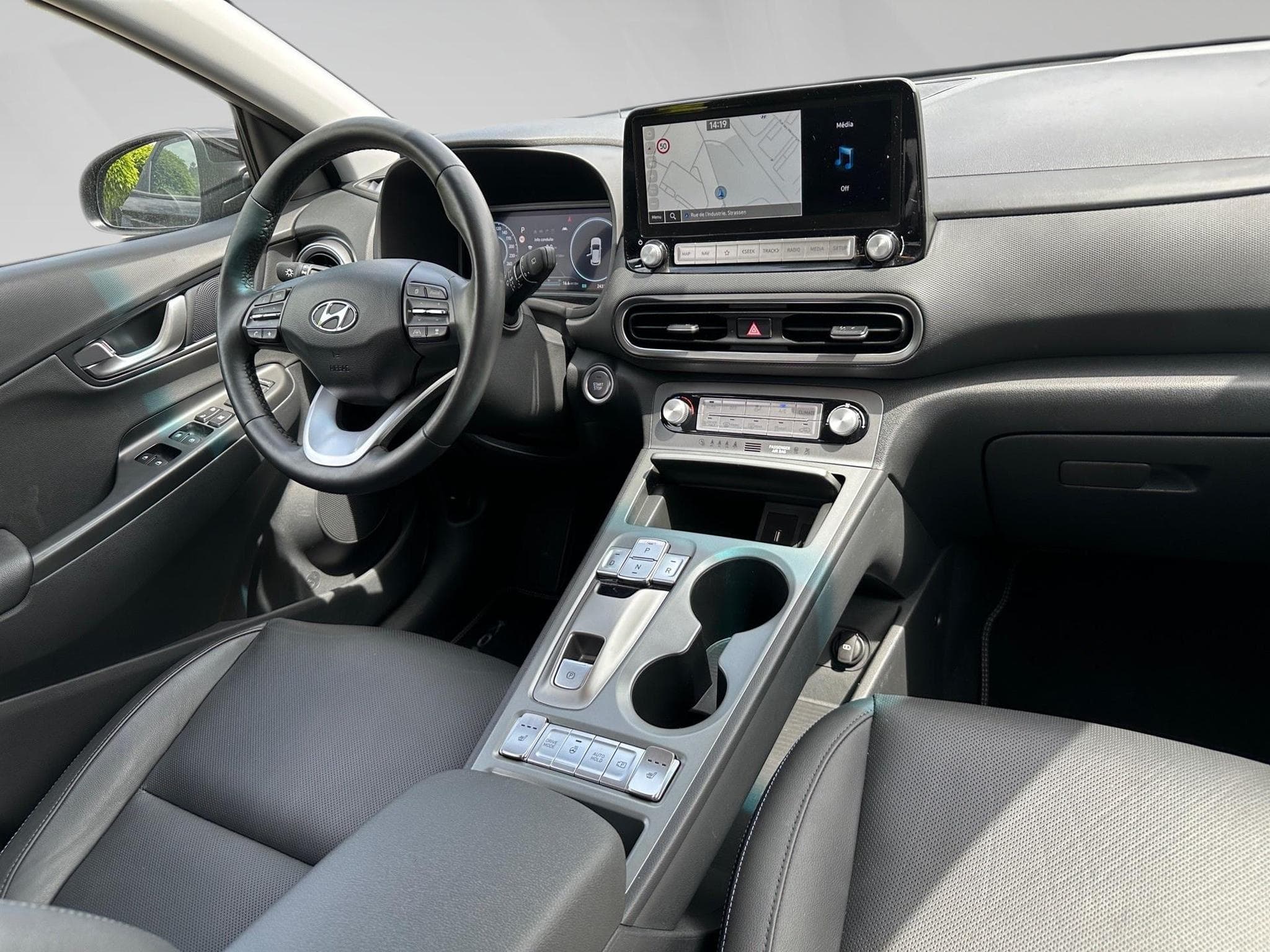 Hyundai Kona Electric   64kWh (2023) - Photo 5