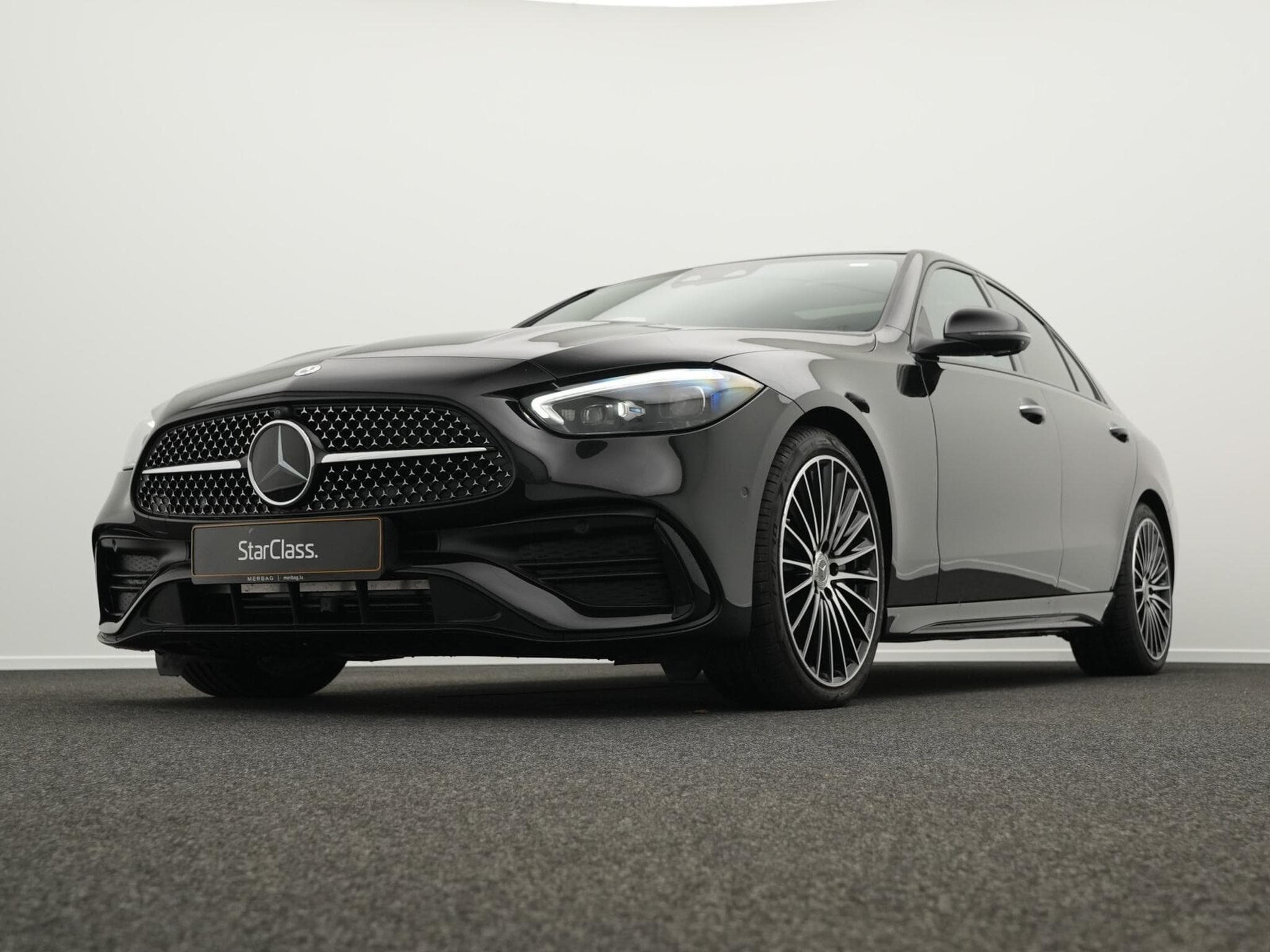 Mercedes C 220 d 4MATIC AMG-Line+Distr+AHK+360+Burmester (2024) - Photo 8