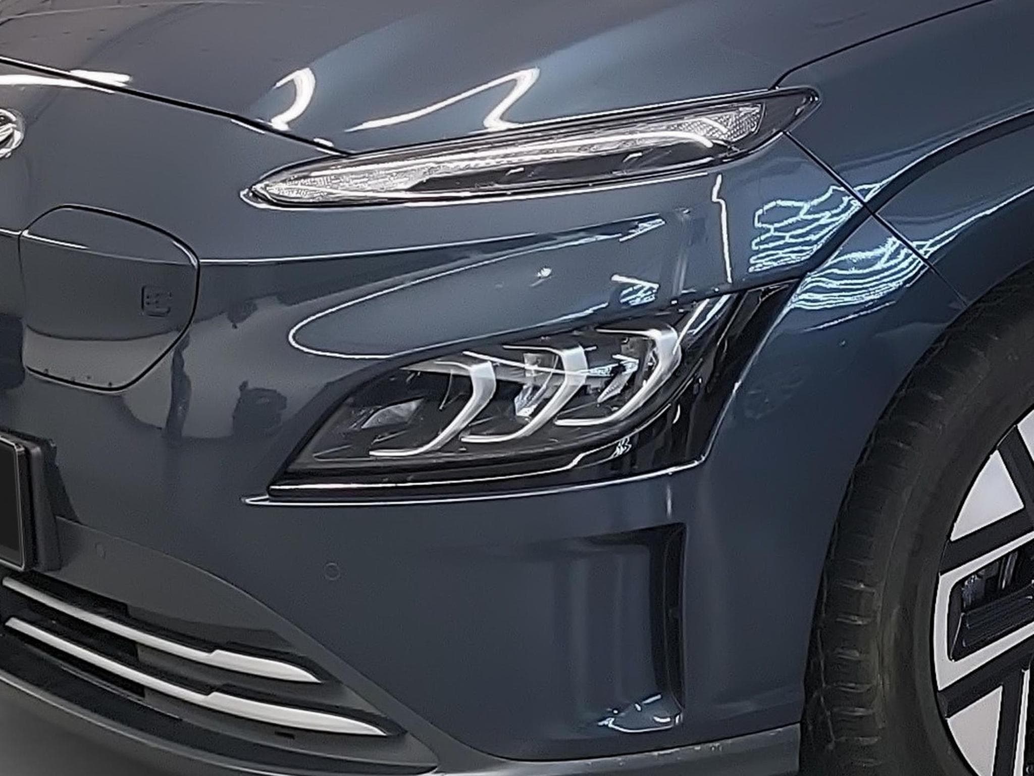 Hyundai Kona SKY 64KWh (2023) - Photo 21