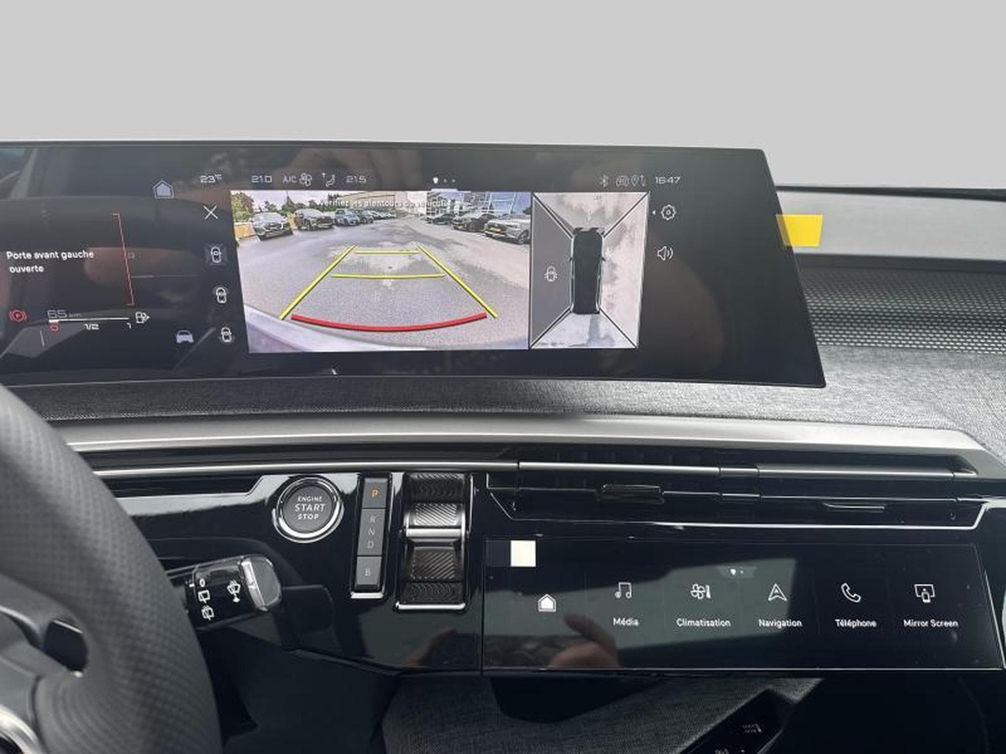 Peugeot 5008 III & e- GT (2025) - Photo 16