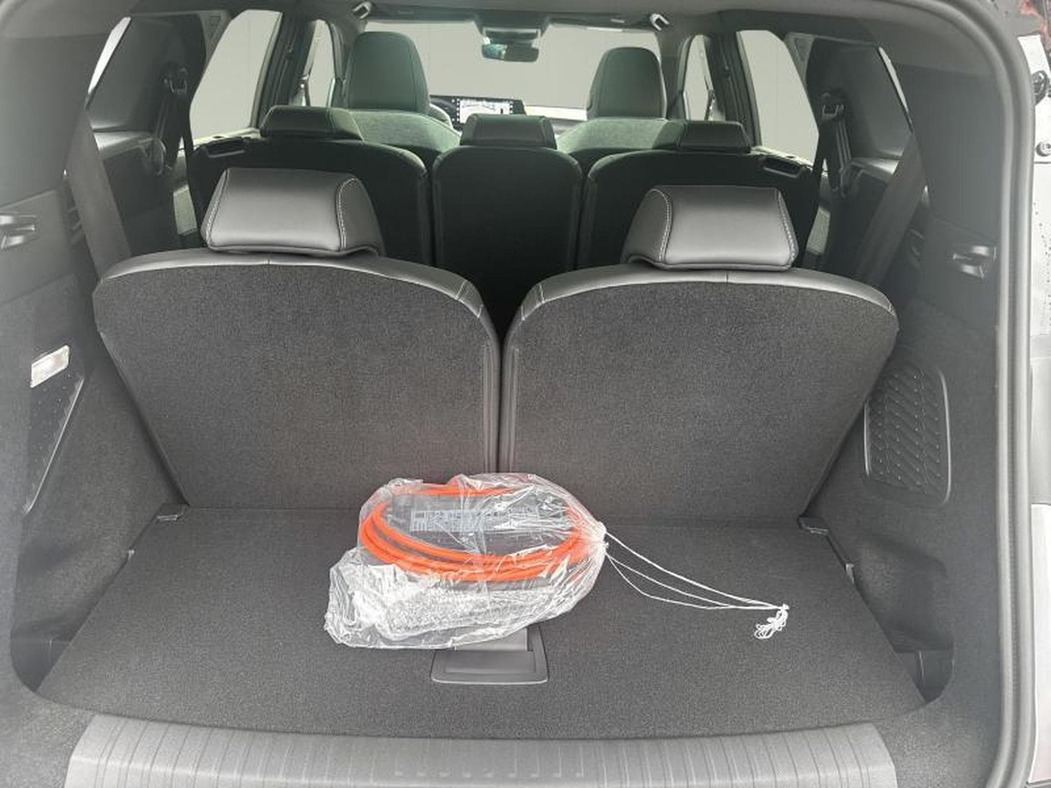 Peugeot 5008 III & e- GT (2025) - Photo 20