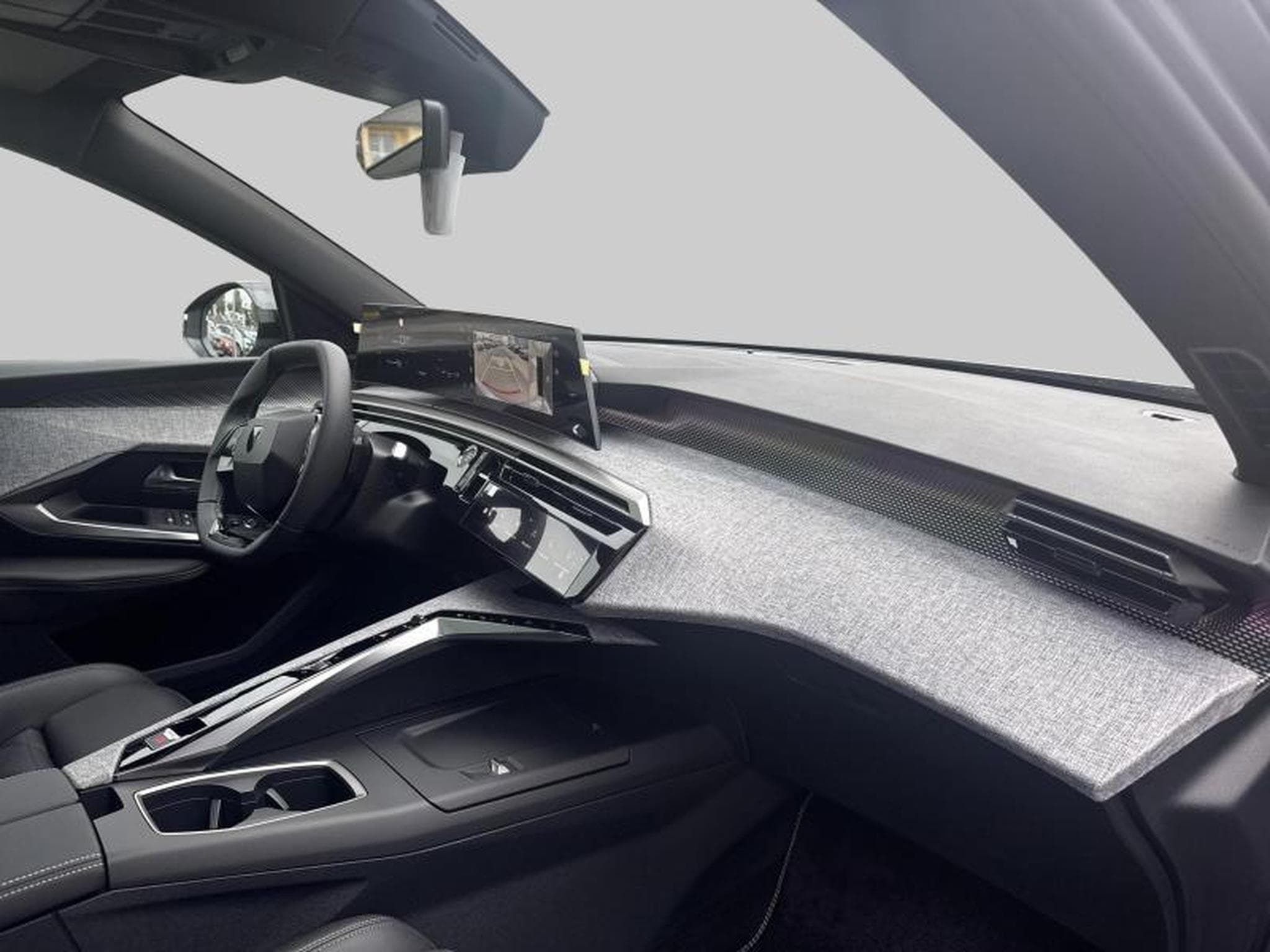 Peugeot 5008 III & e- GT (2025) - Photo 9