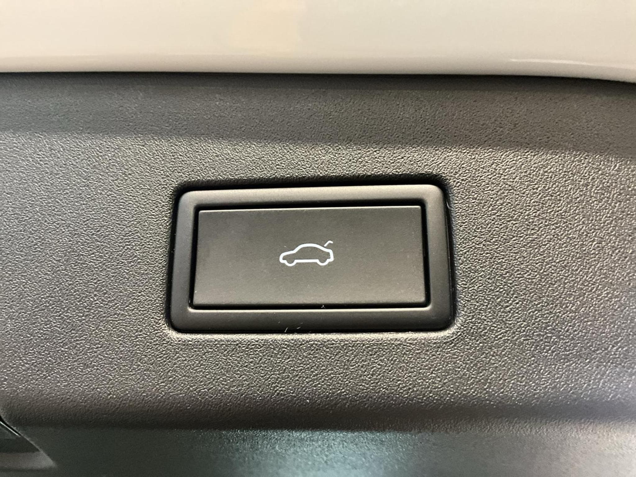 VW ID.5 Zertifikat+77kWH+Perf.+AHK+Navi (2024) - Photo 21