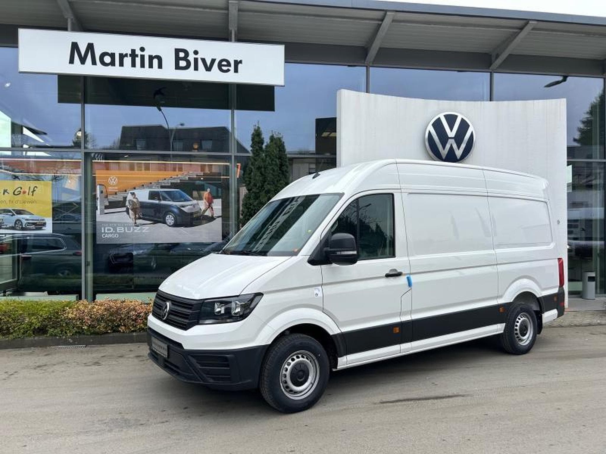 VW Crafter 35 TDI MR VA Autm. (2026) - Photo 2