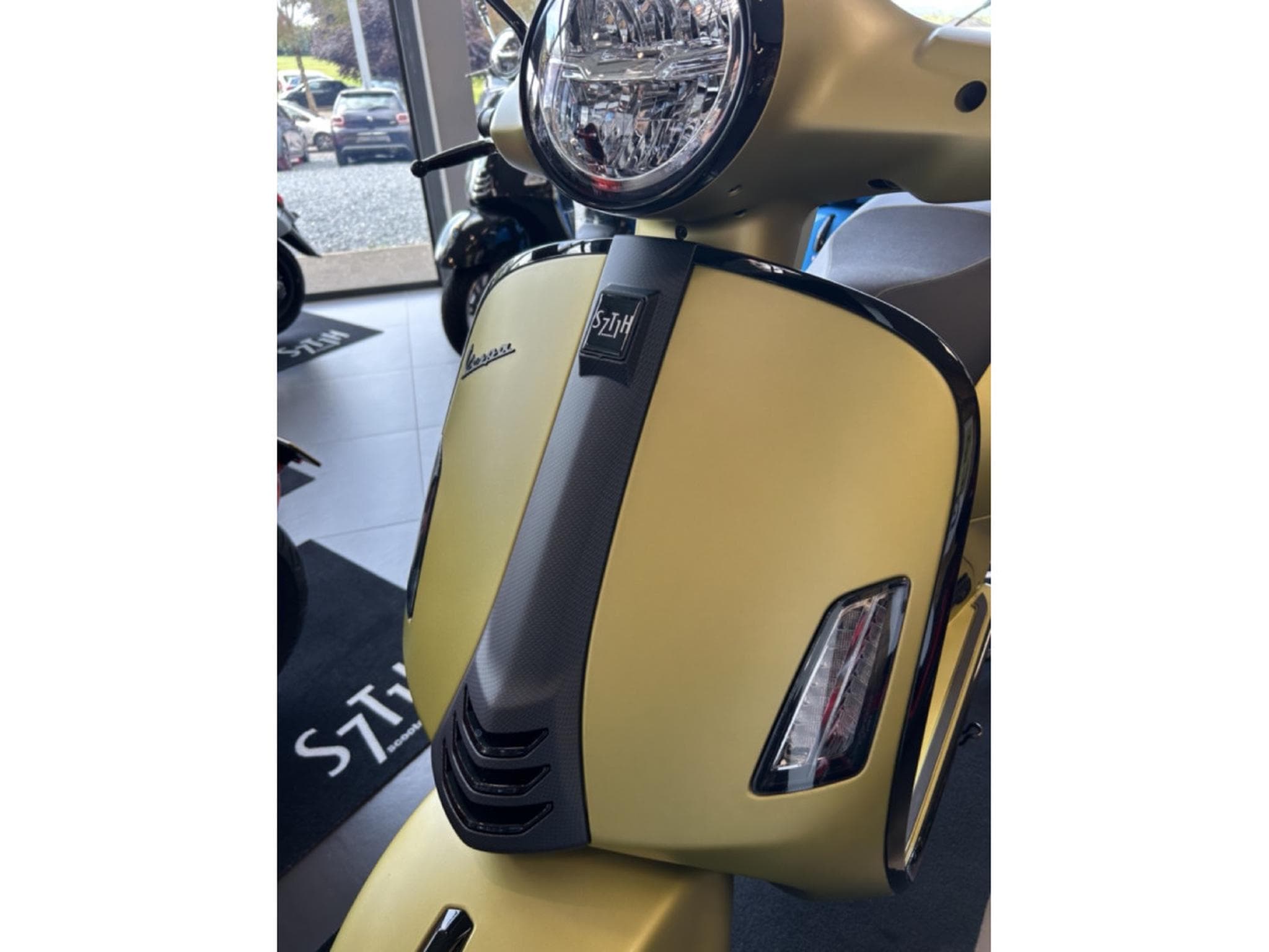 Vespa GTS 300 (2024) - Foto 8