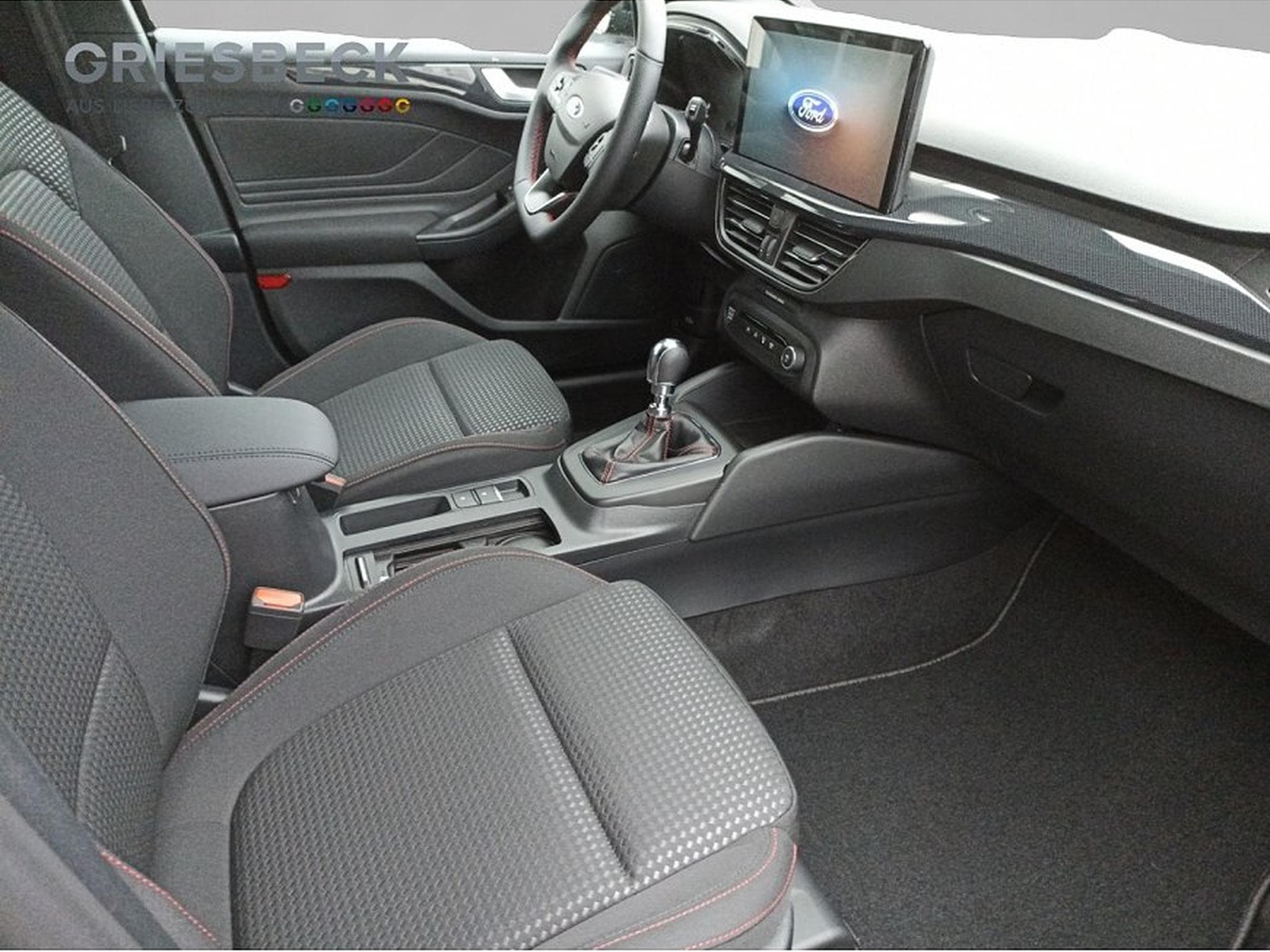 Ford Focus (2025) - Photo 7