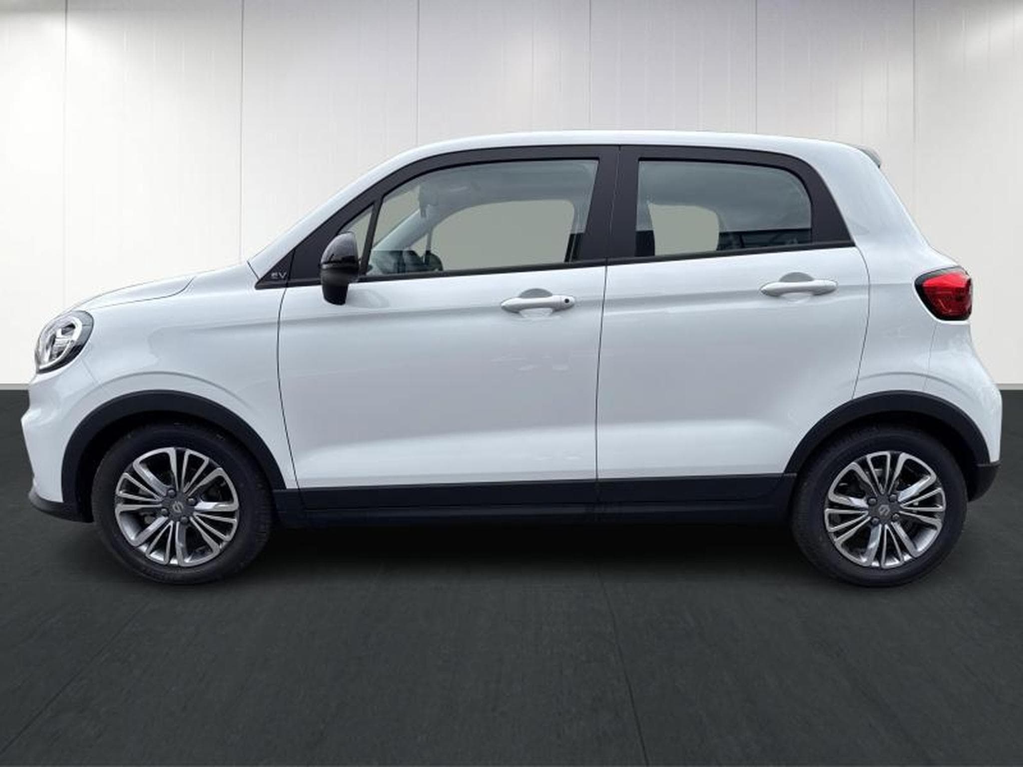 LEAPMOTOR T03 (2025) - Photo 7