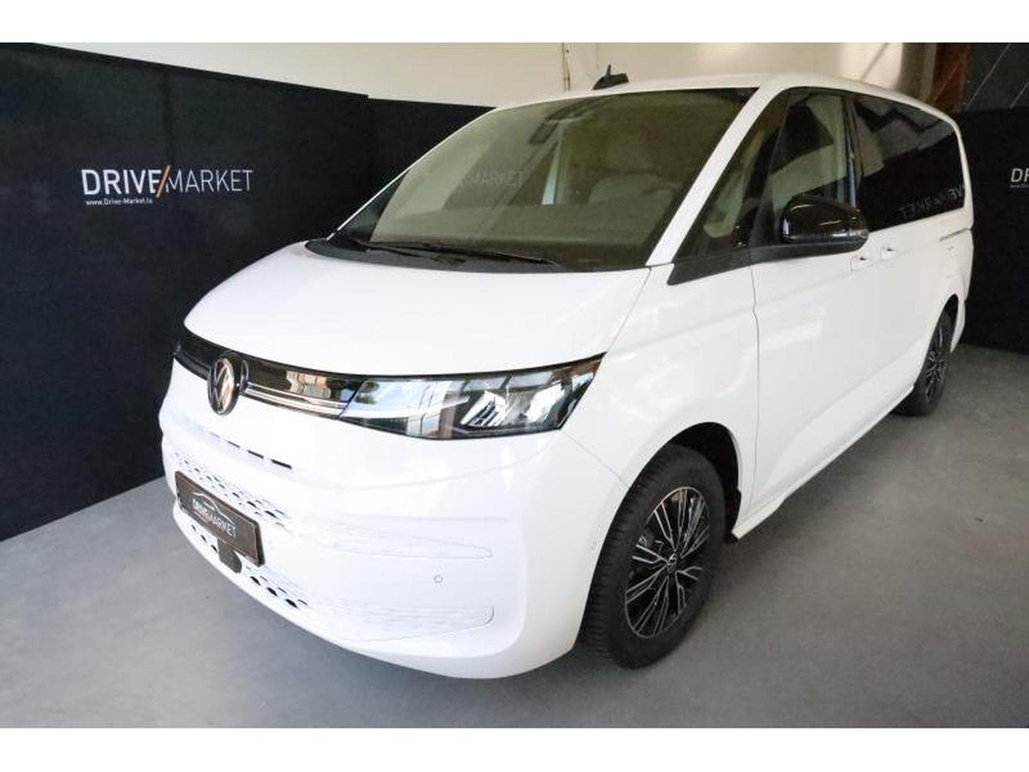 VW T7 Life LONG (2025) - Photo 1