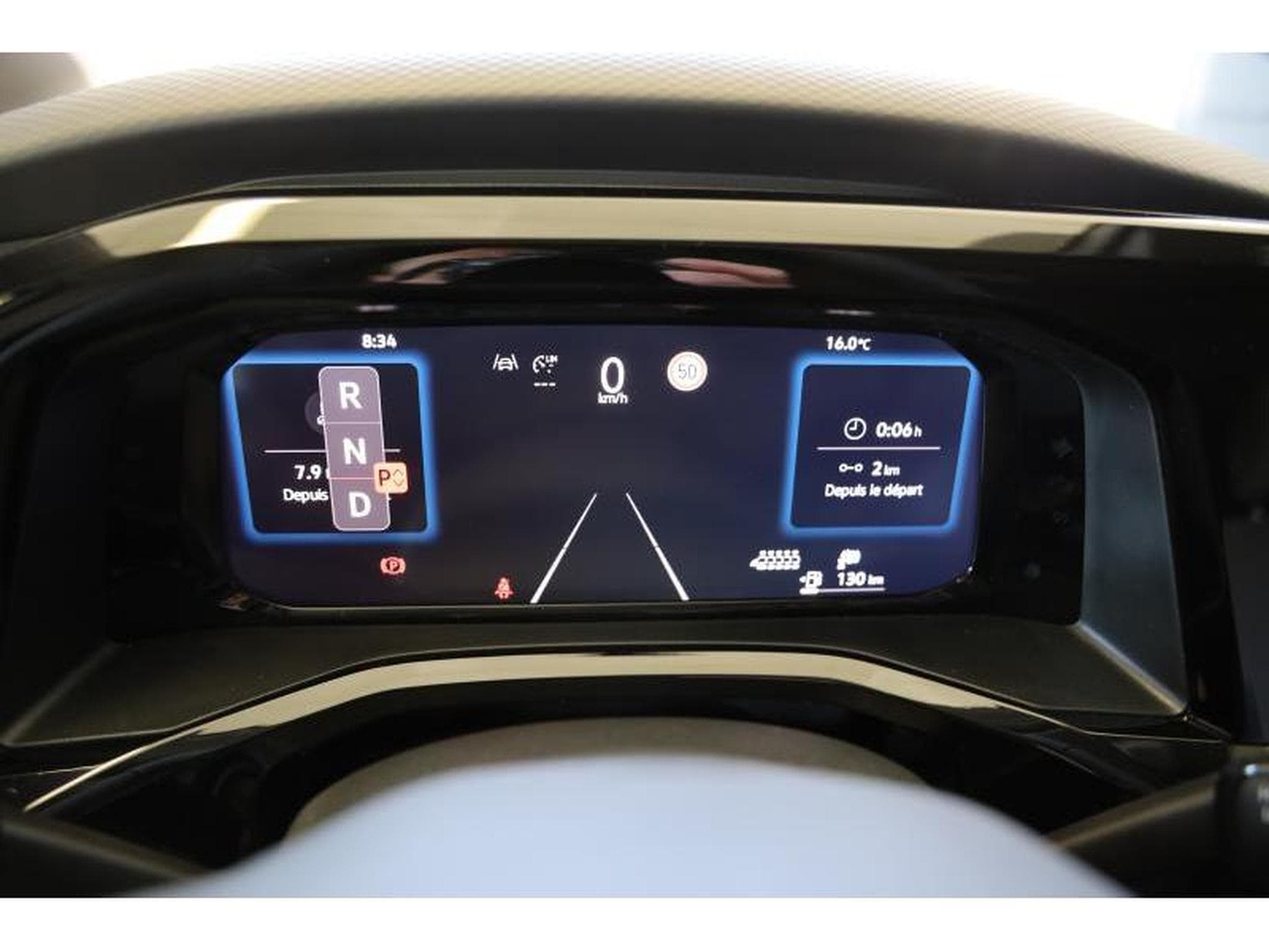 VW T7 Life LONG (2025) - Photo 12