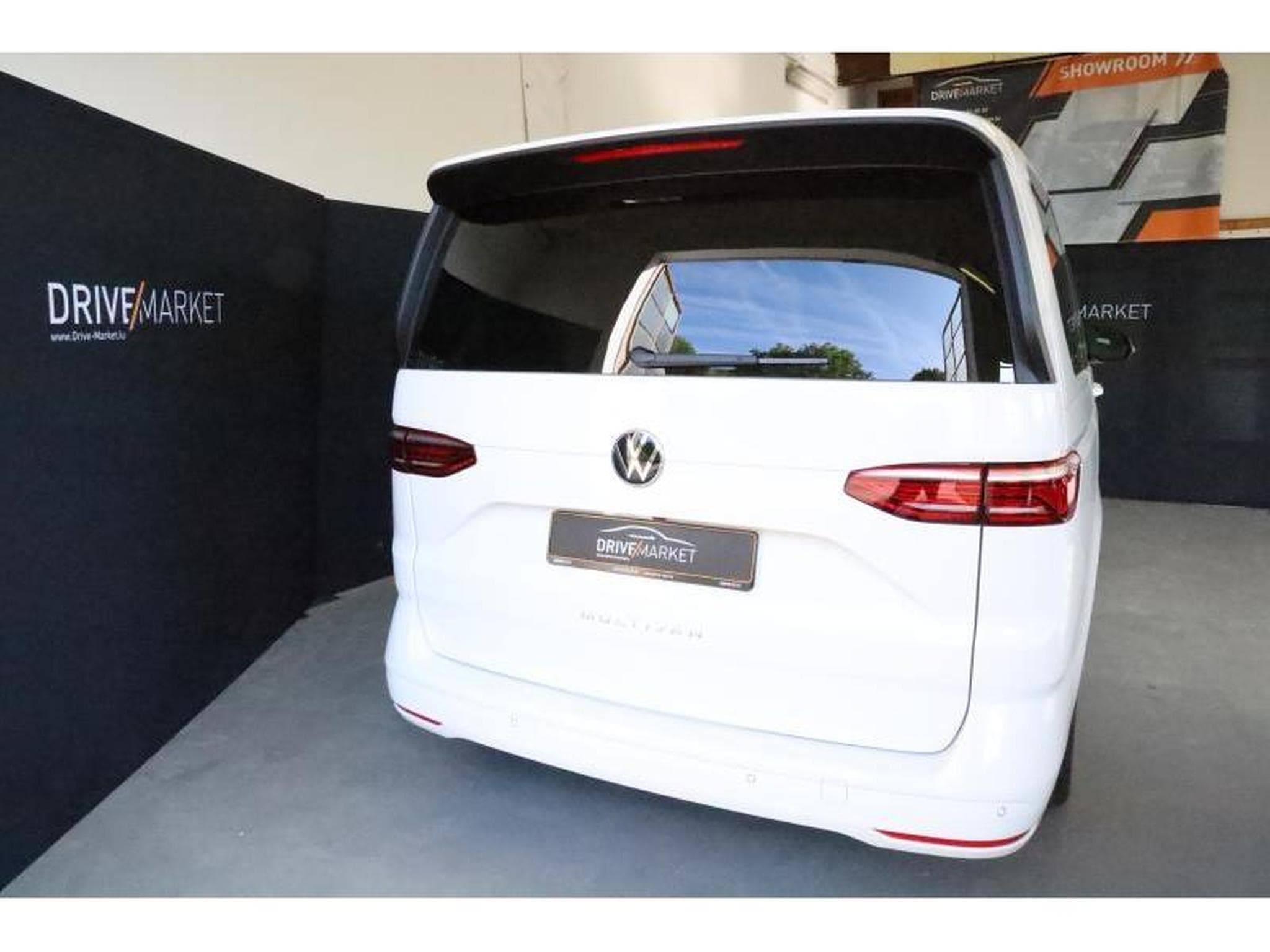 VW T7 Life LONG (2025) - Photo 18