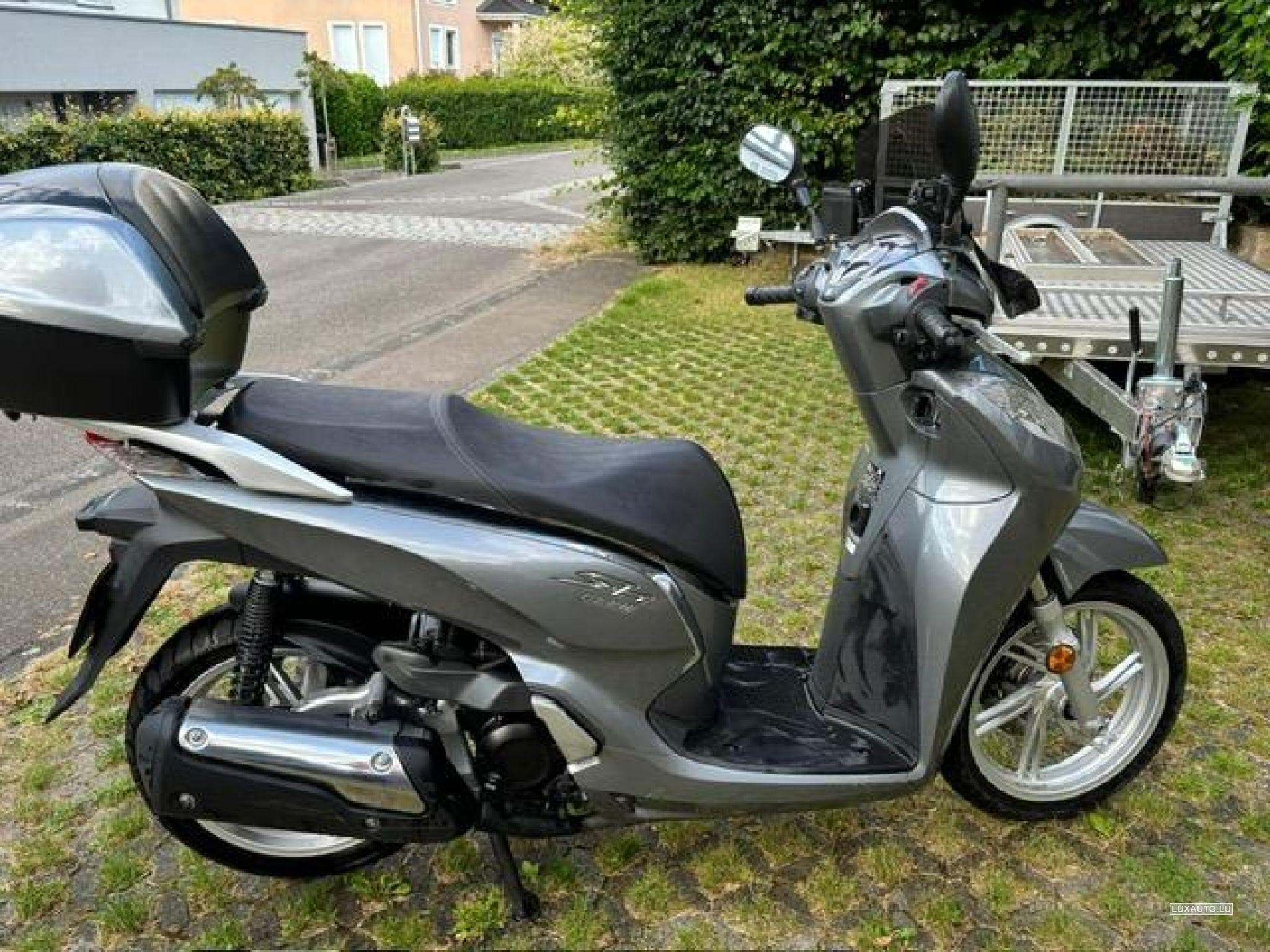 Honda SH 300i (2016) - Photo 2