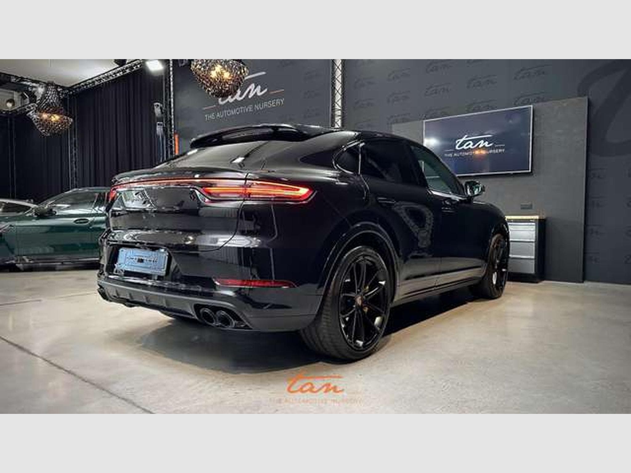 Porsche Cayenne Coupé 4.0 Turbo V8 Tiptronic S N.P. 175.783€ (2020) - Photo 7