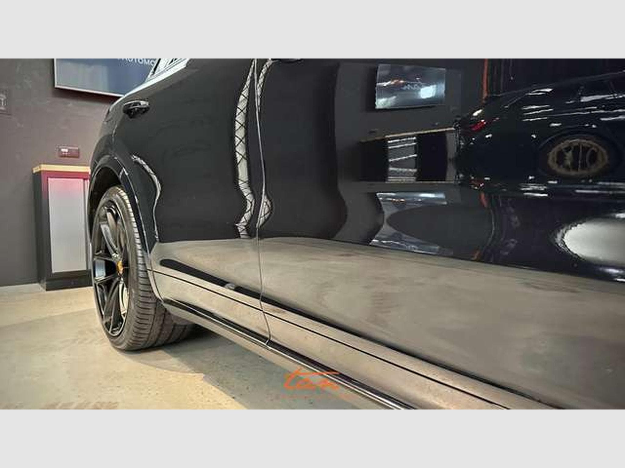 Porsche Cayenne Coupé 4.0 Turbo V8 Tiptronic S N.P. 175.783€ (2020) - Photo 9