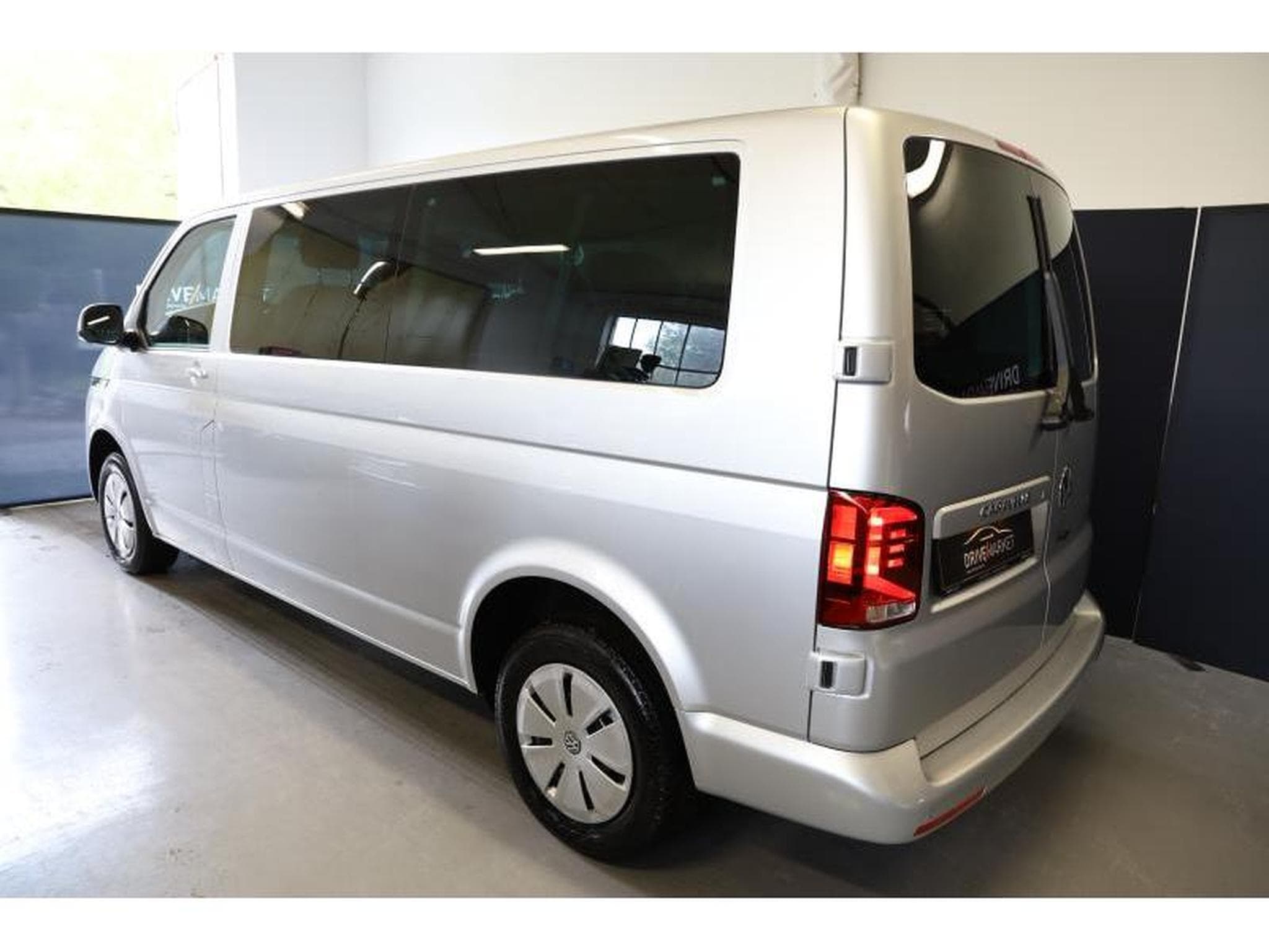 VW T6.1 Comfortline LR LONG NAVI LED D (2024) - Foto 10