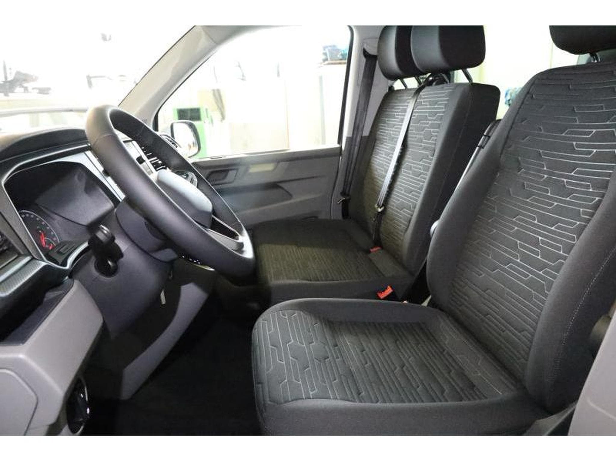 VW T6.1 Comfortline LR LONG NAVI LED (2024) - Foto 12