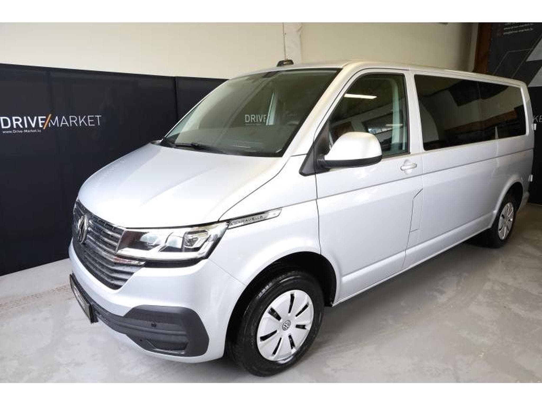 VW T6.1 Comfortline LR LONG NAVI LED (2024) - Foto 17