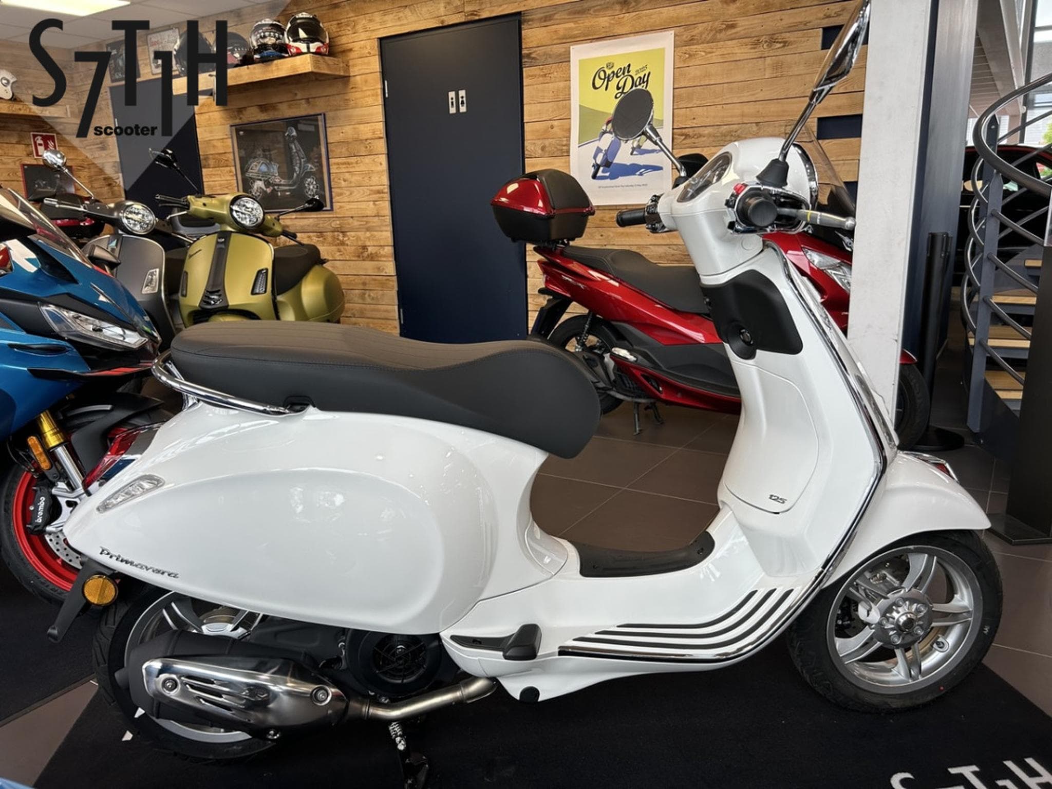 Vespa Primavera (2026) - Photo 1