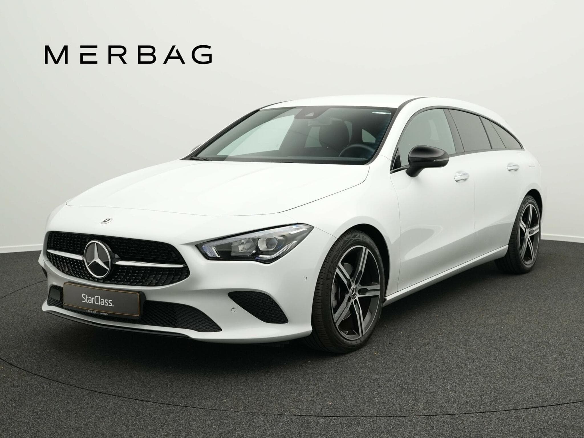 Mercedes CLA 200 CLA 200 d Shooting Brake (2023) - Photo 1