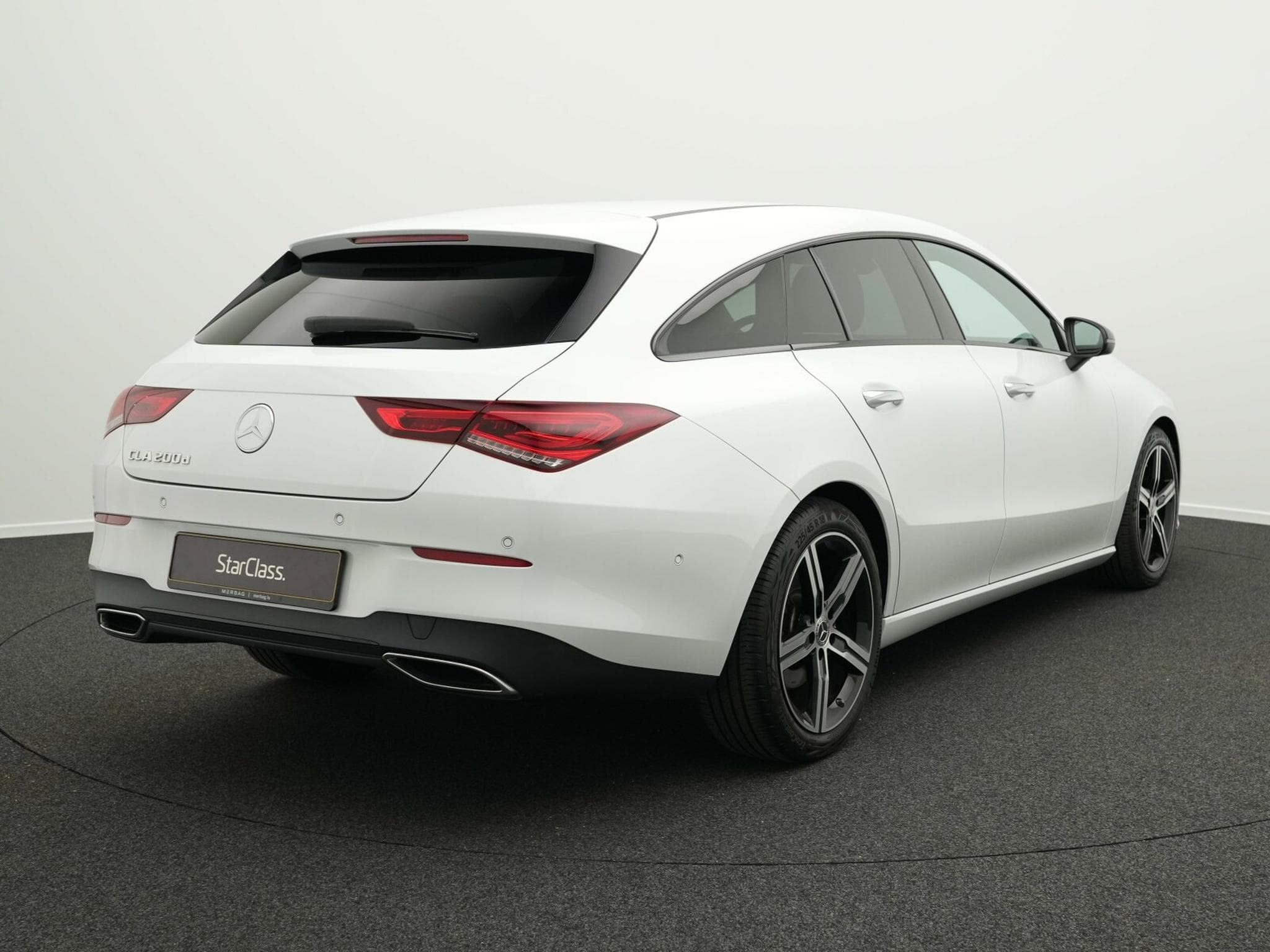 Mercedes CLA 200 CLA 200 d Shooting Brake (2023) - Photo 3