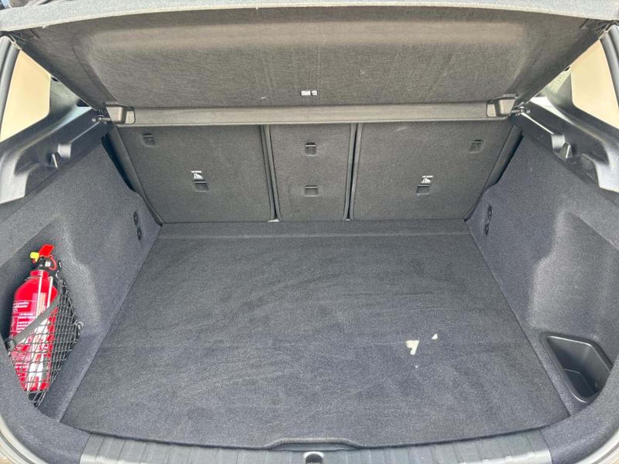 BMW 218 218i Active Tourer (2023) - Foto 15