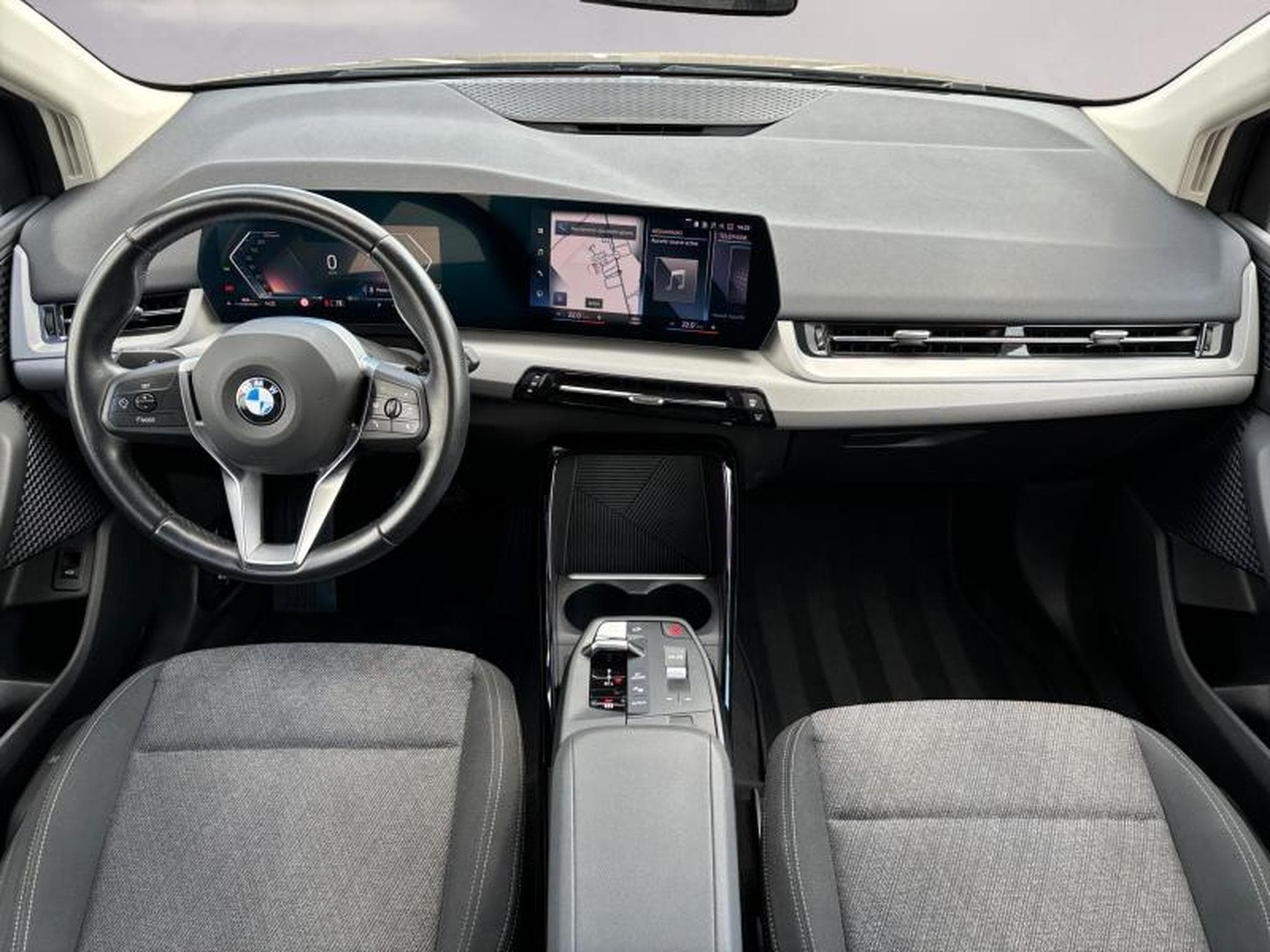 BMW 218 218i Active Tourer (2023) - Foto 7