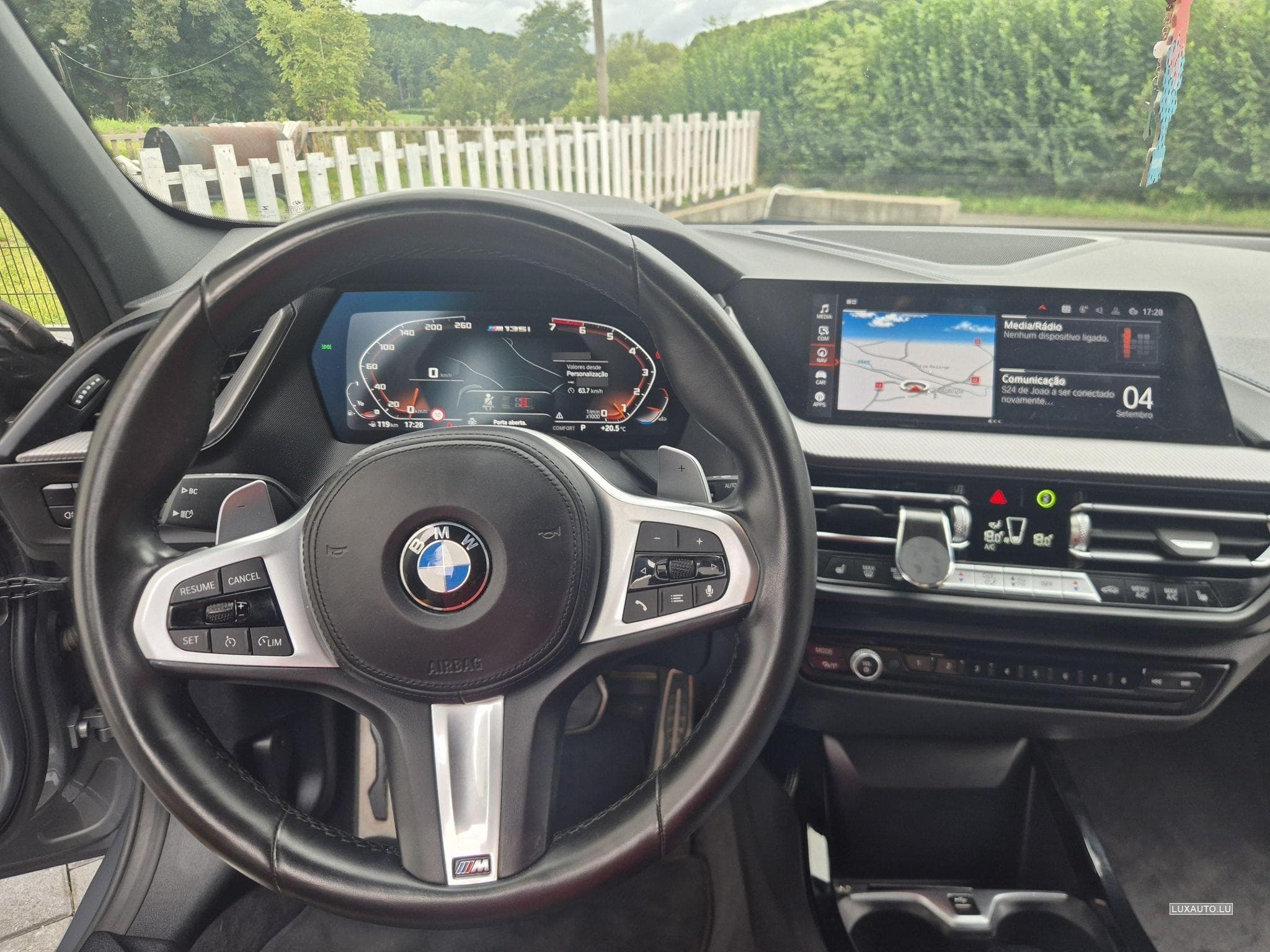BMW M135 M135i 50 aniversary M (2022) - Photo 2