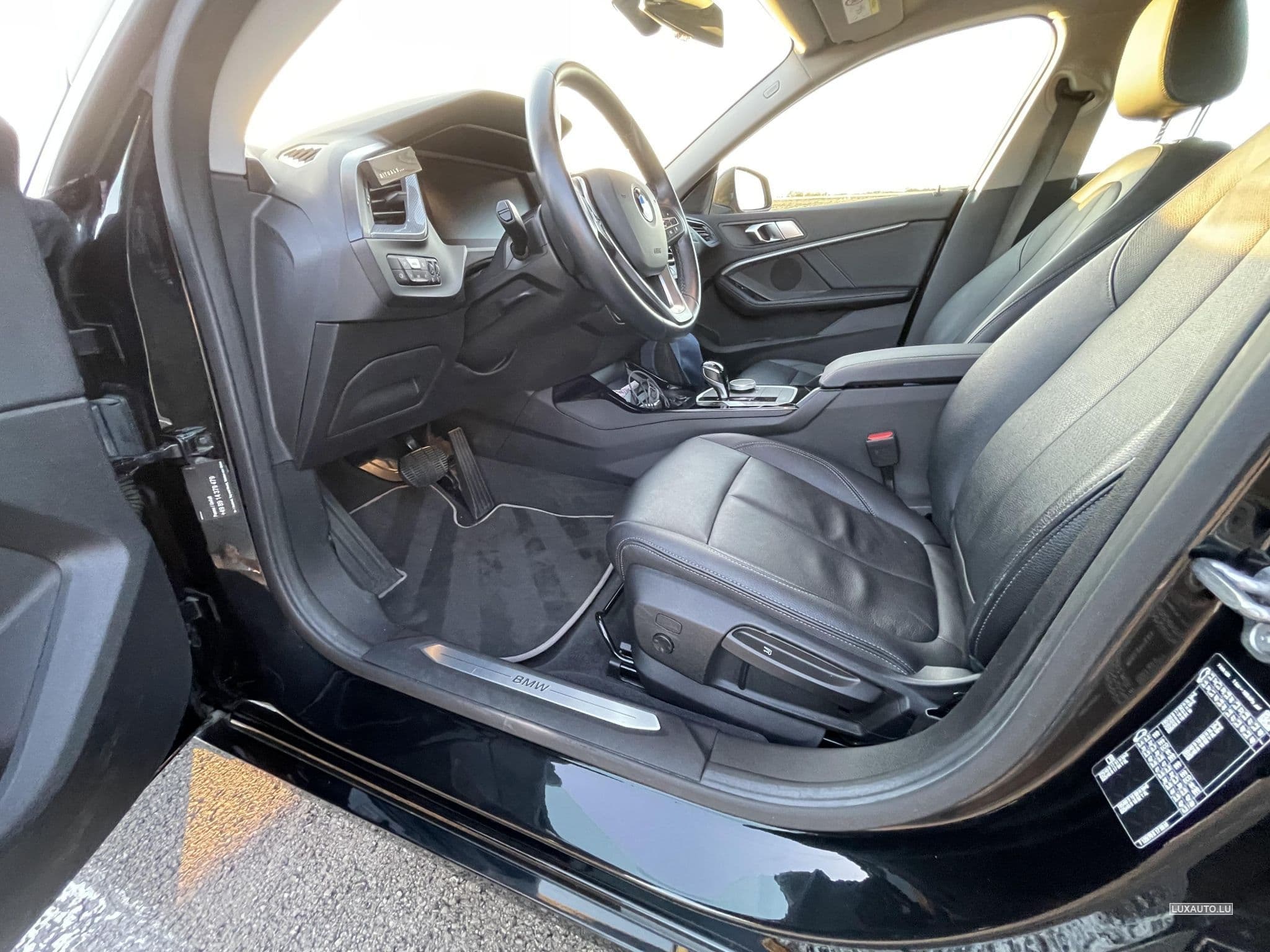 BMW 218 Gran Coupé Business Advantage, CarPlay/Android Auto, LED/Adaptive, 7-sp (2022) - Foto 9