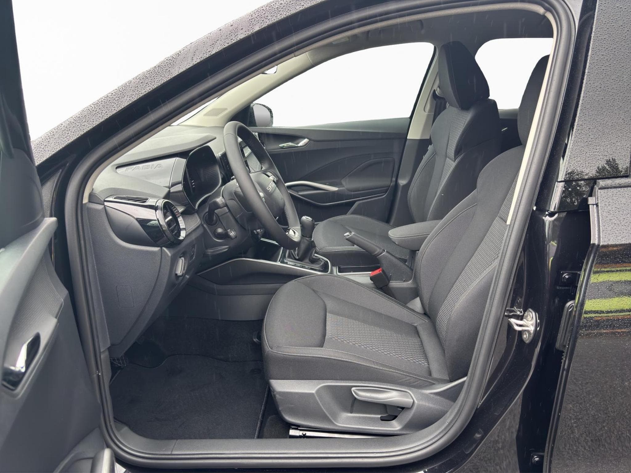 Skoda Fabia Selection (2025) - Photo 8