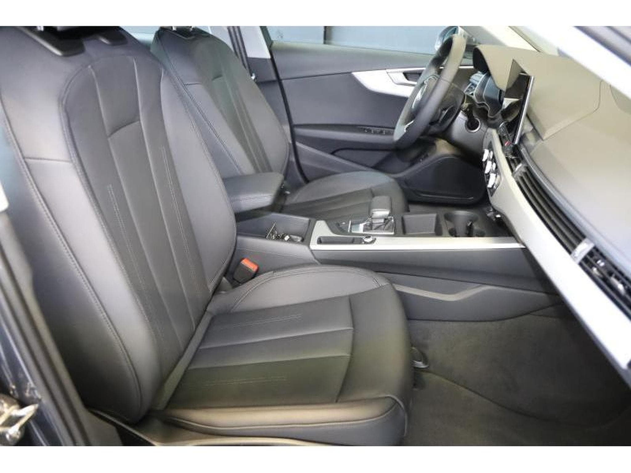 Audi A4 Avant (2024) - Foto 11