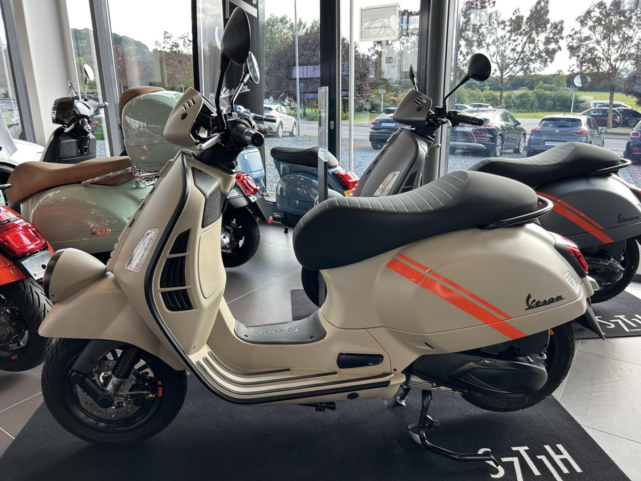 Vespa GTV 310 (2026) - Photo 2