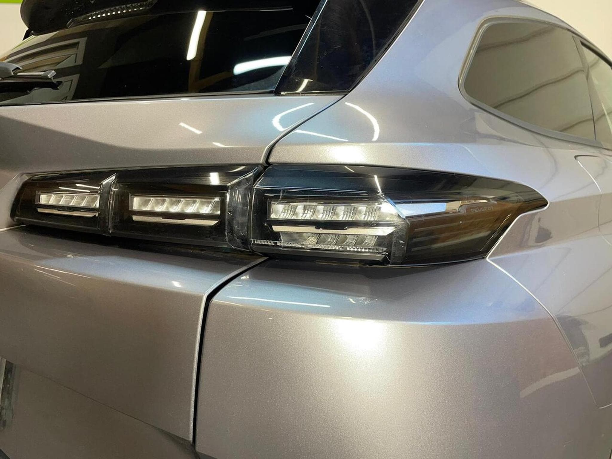 Peugeot 308 SW 1.5 BlueHDI 130 ACTIVE EAT8 GPS CARPLAY (2023) - Photo 15