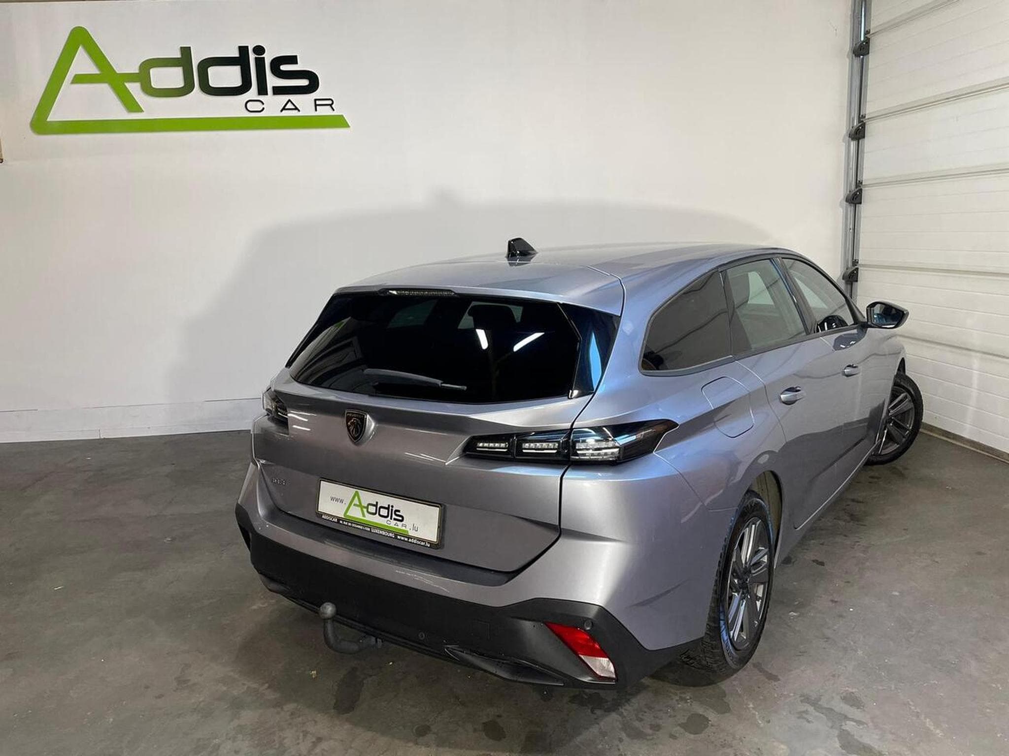 Peugeot 308 SW 1.5 BlueHDI 130 ACTIVE EAT8 GPS CARPLAY (2023) - Photo 2