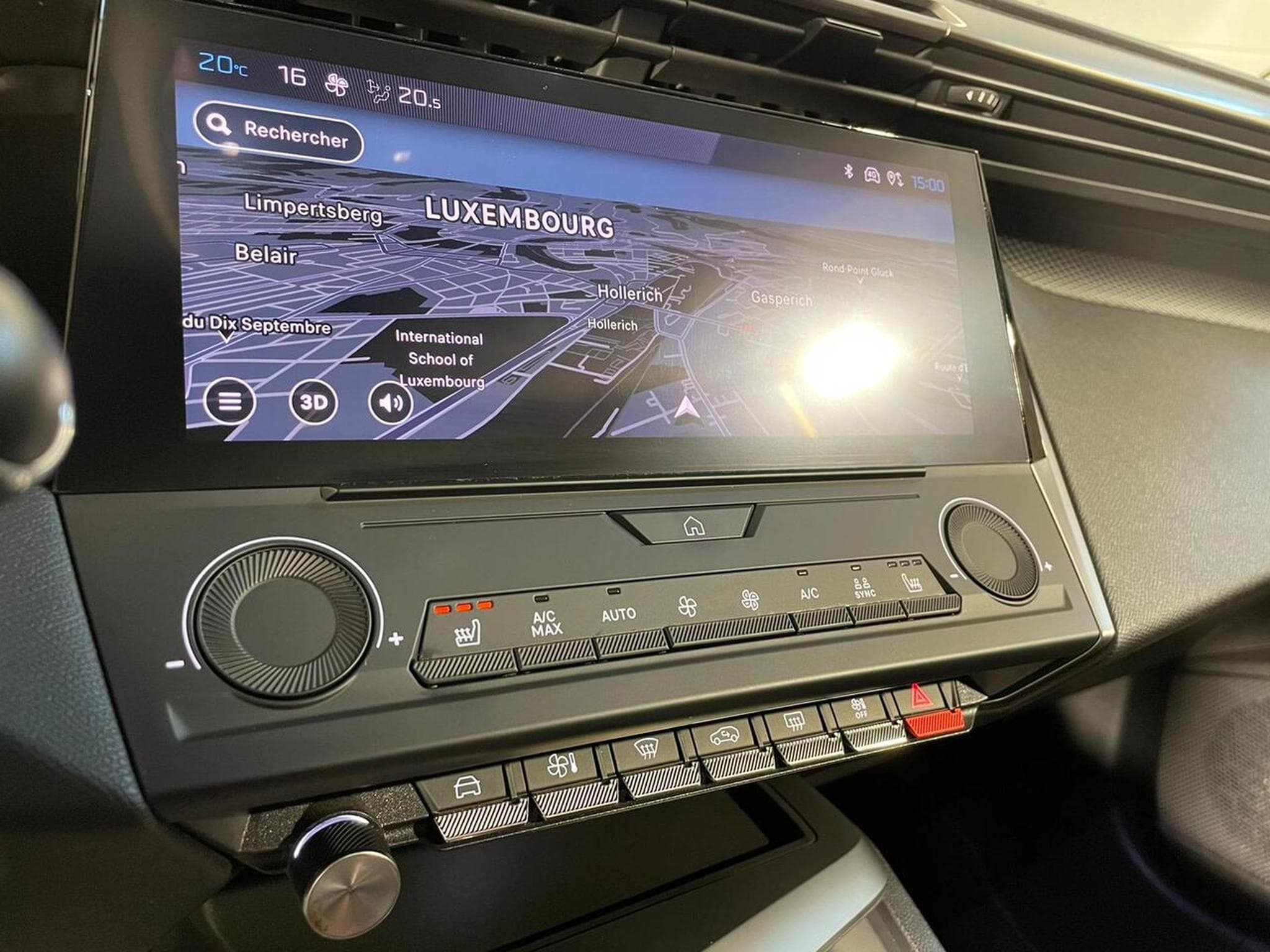 Peugeot 308 SW 1.5 BlueHDI 130 ACTIVE EAT8 GPS CARPLAY (2023) - Photo 4