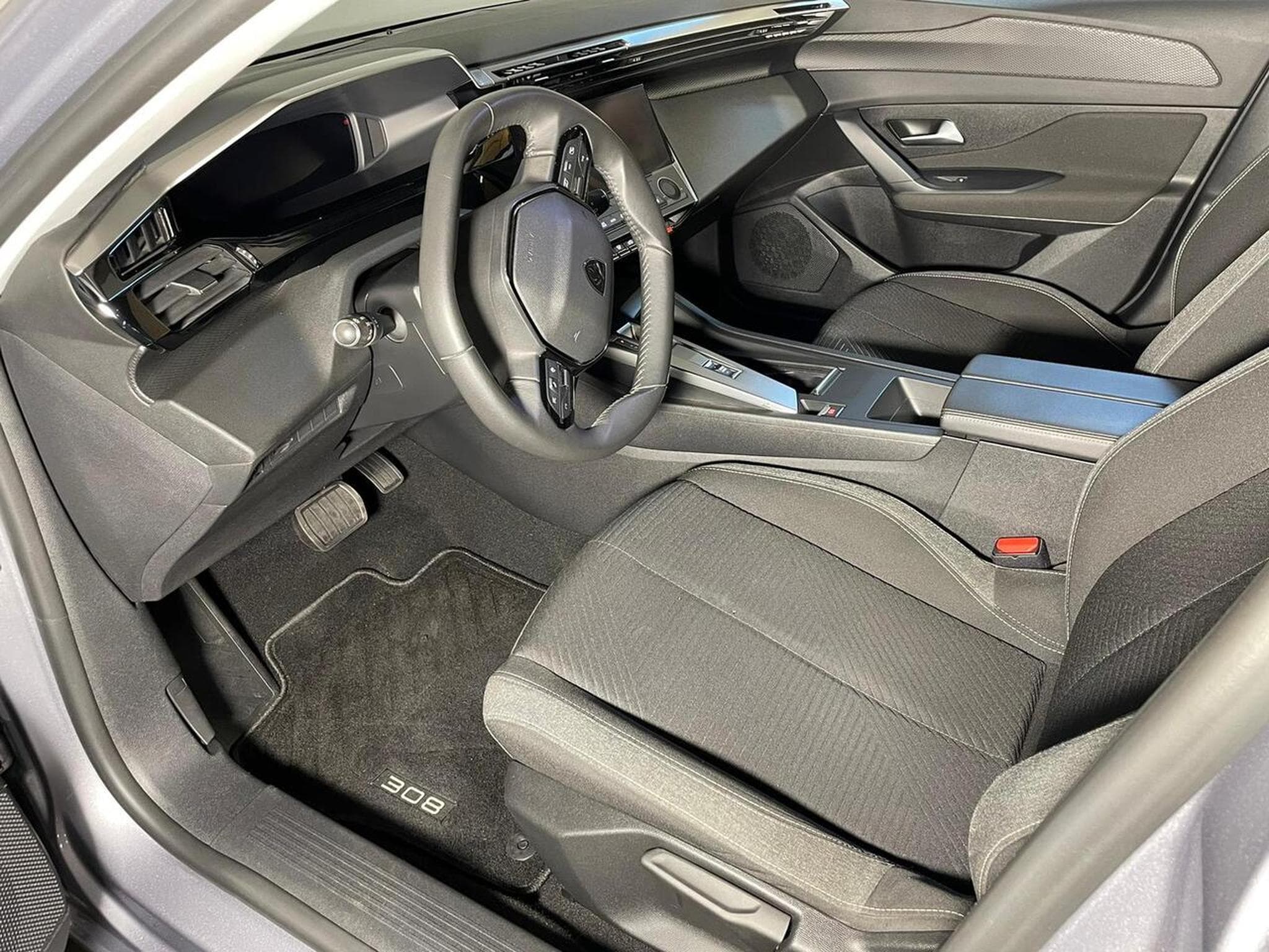 Peugeot 308 SW 1.5 BlueHDI 130 ACTIVE EAT8 GPS CARPLAY (2023) - Photo 7