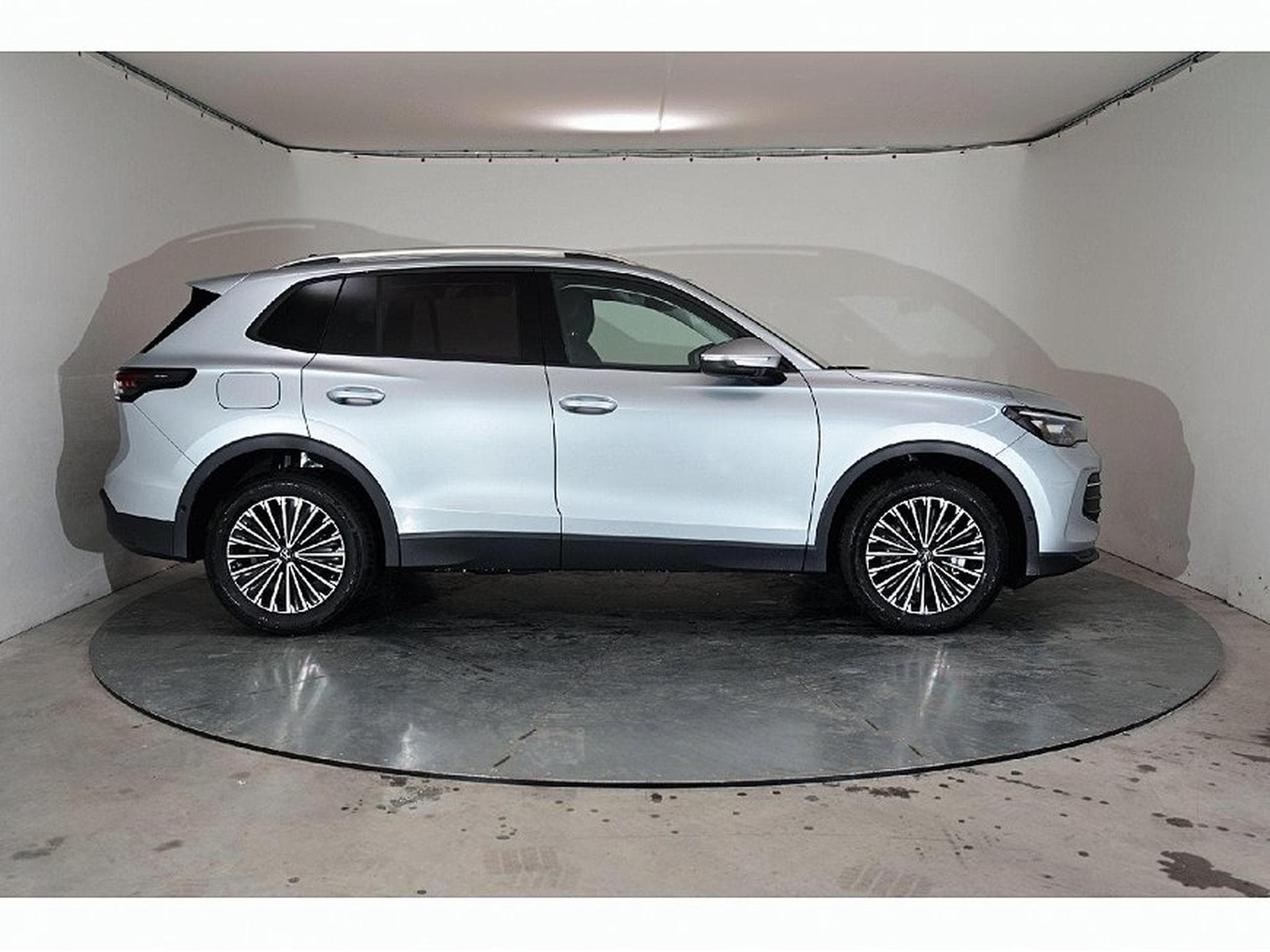 VW Tiguan (2024) - Photo 6