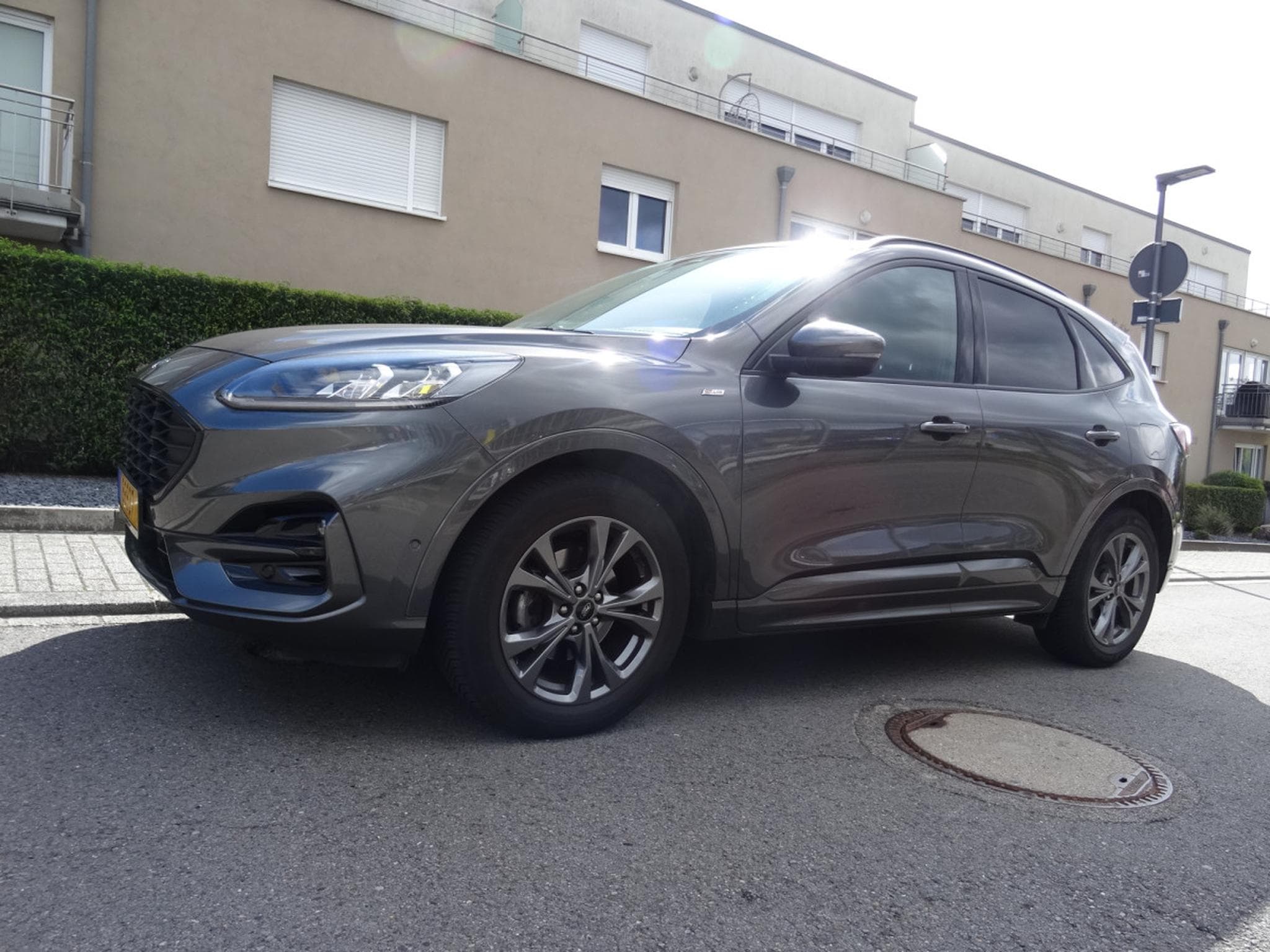 Ford Kuga 1.5 ST-LINE X 150CV (2022) - Foto 20