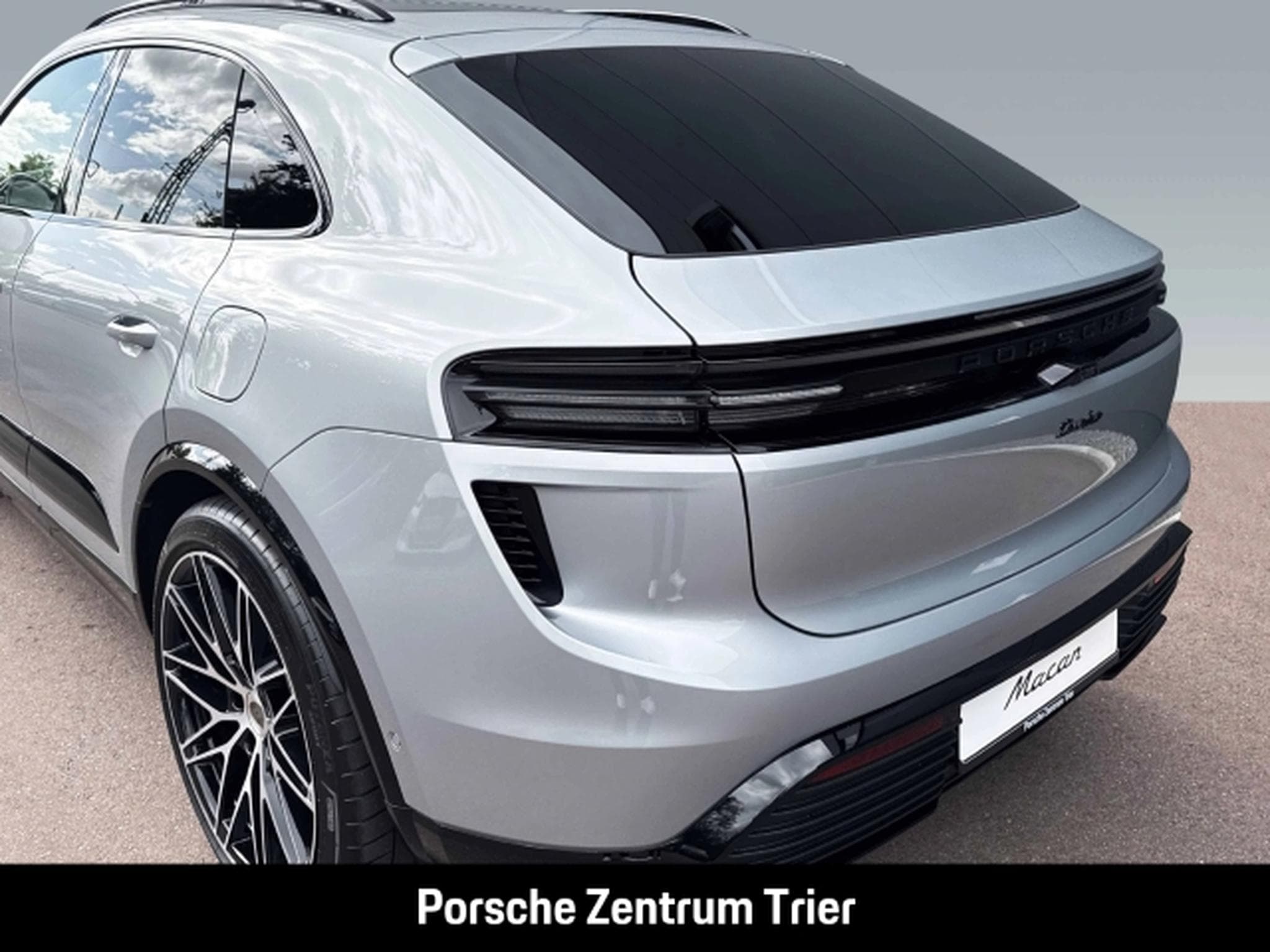 Porsche Macan HA-Lenkung InnoDrive Head-Up 22-Zoll (2025) - Foto 12