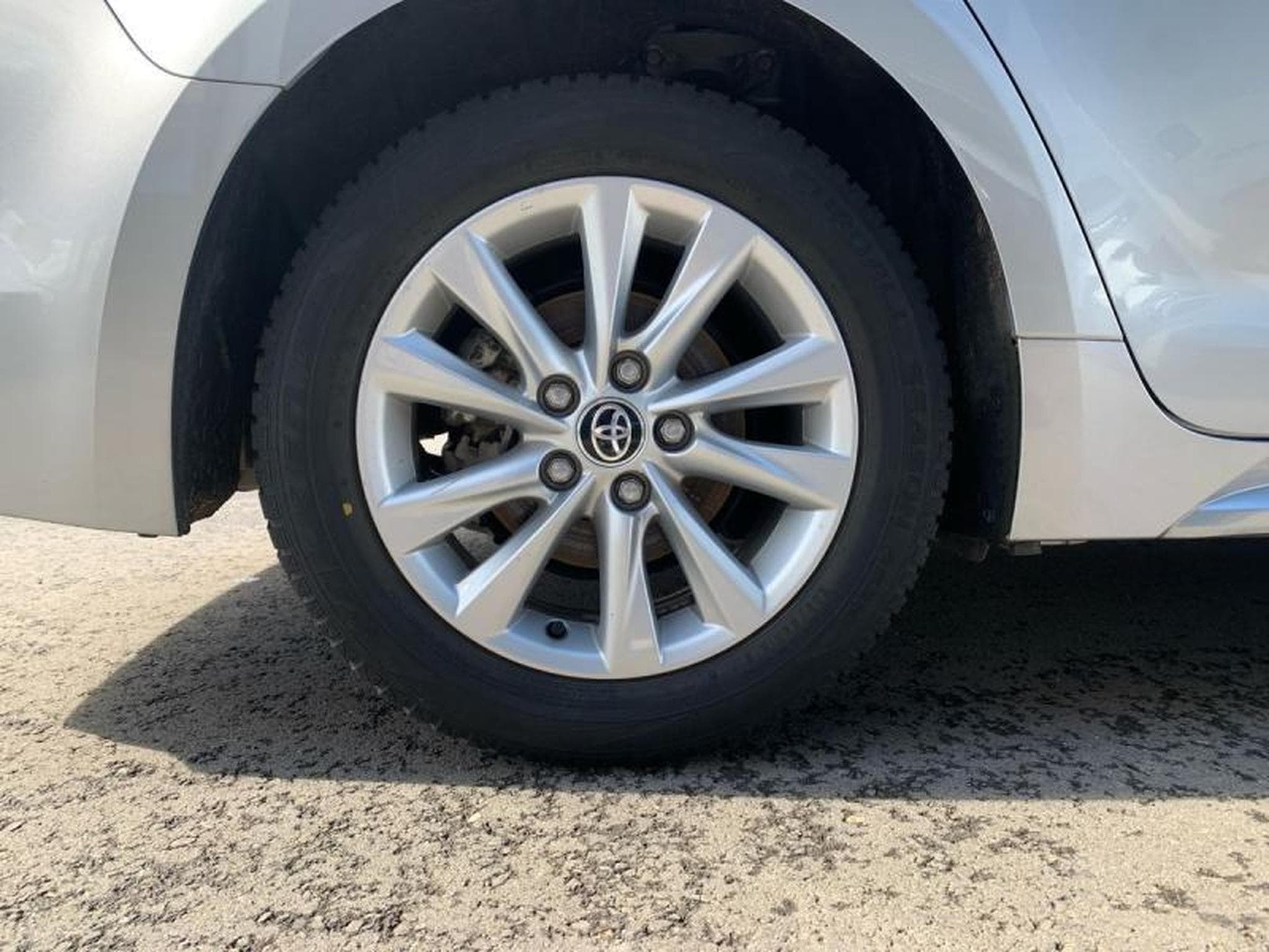 Toyota Corolla TS Dynamic Business Pack+Navi (2024) - Foto 7