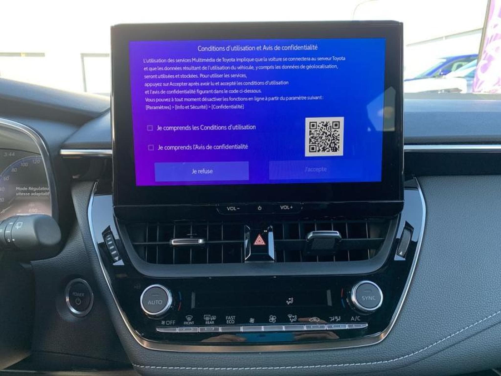 Toyota Corolla TS DYNAMIC BUSINESS PACK+NAVI (2024) - Photo 10