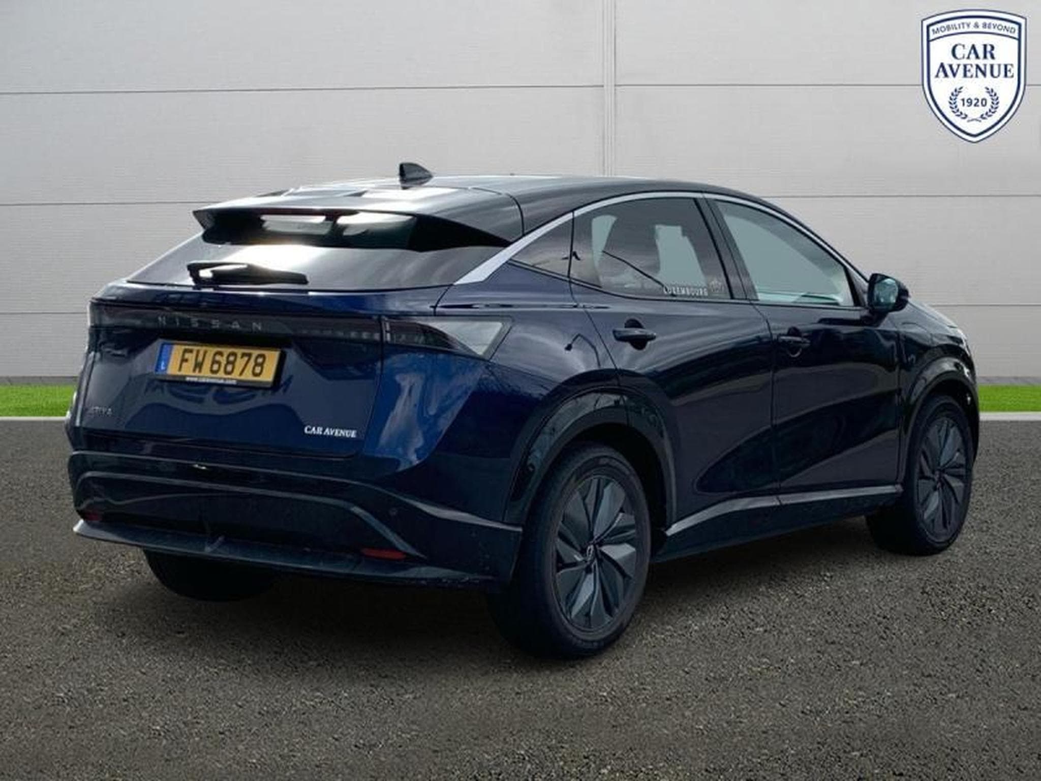 Nissan Ariya ADVANCE 63KWH, 2WD+VISION TECH (2025) - Photo 2