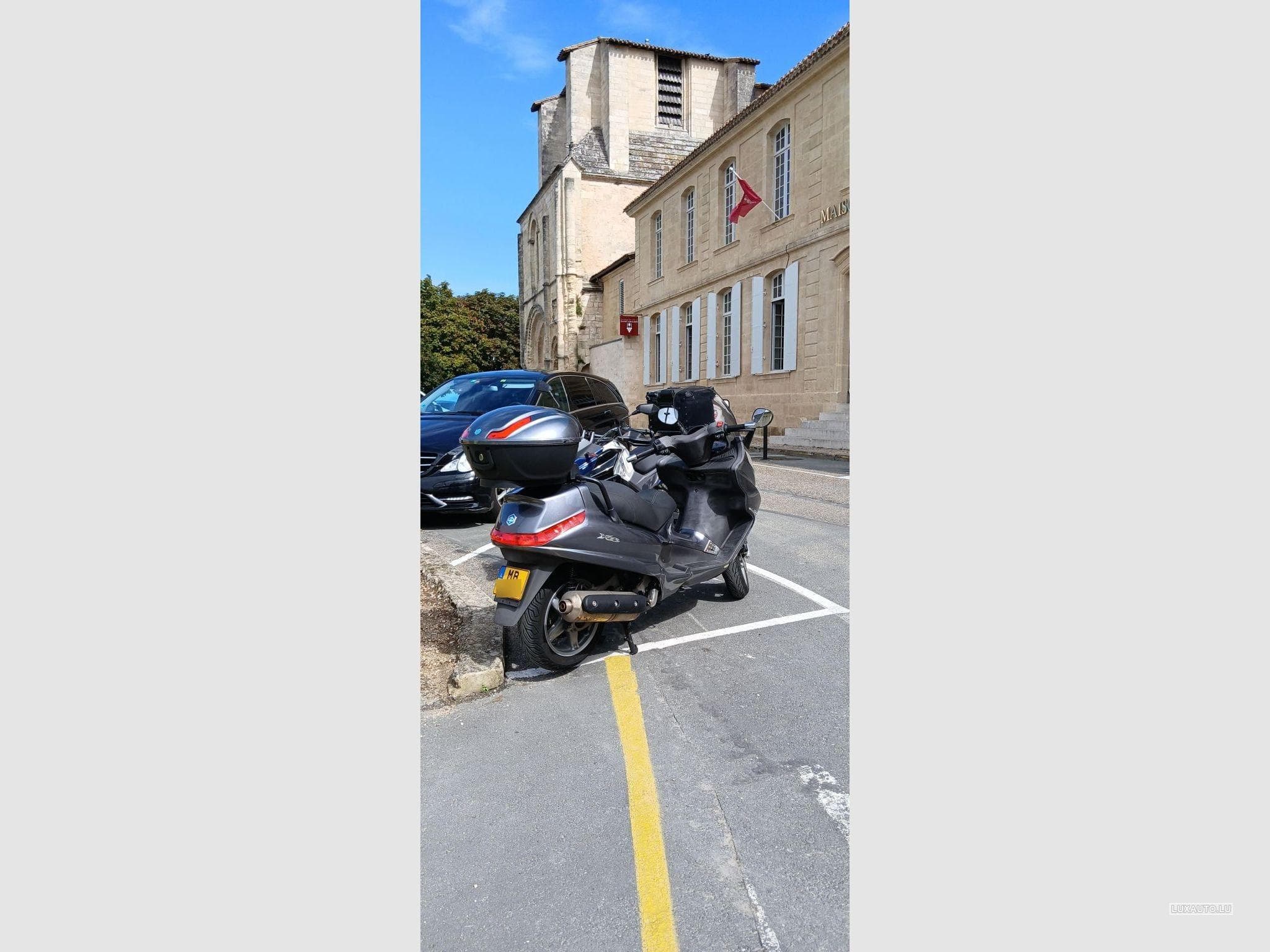 Piaggio X8 Tocase (2006) - Photo 3