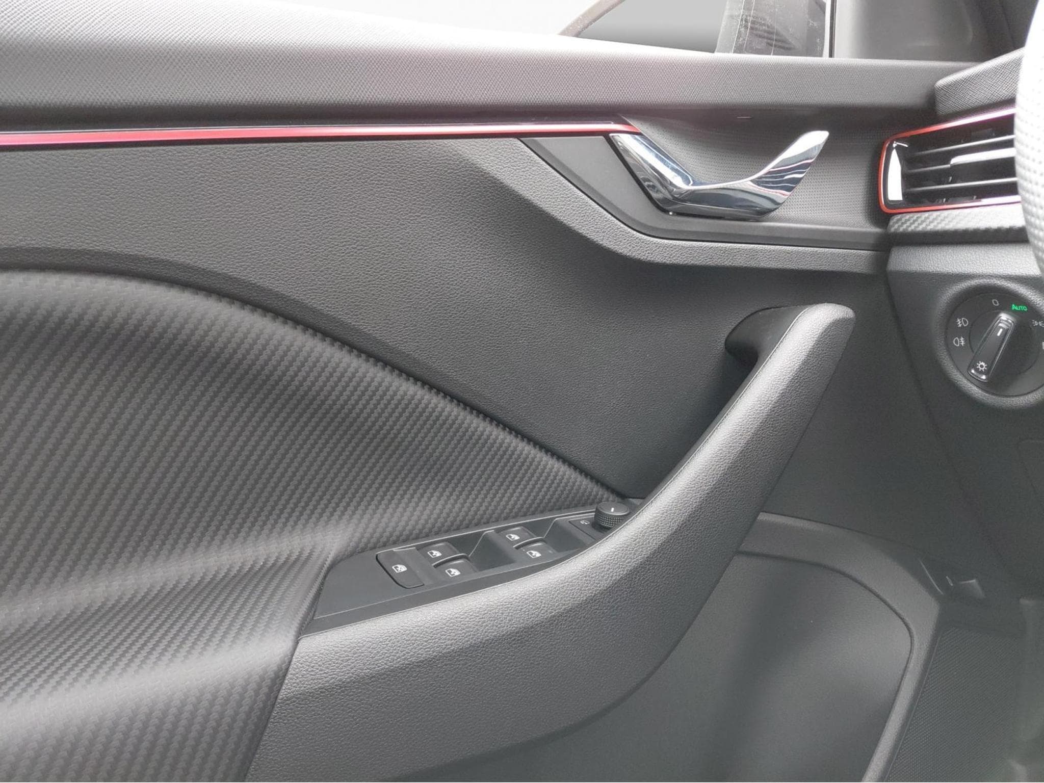 Skoda Kamiq Monte Carlo (2025) - Photo 14