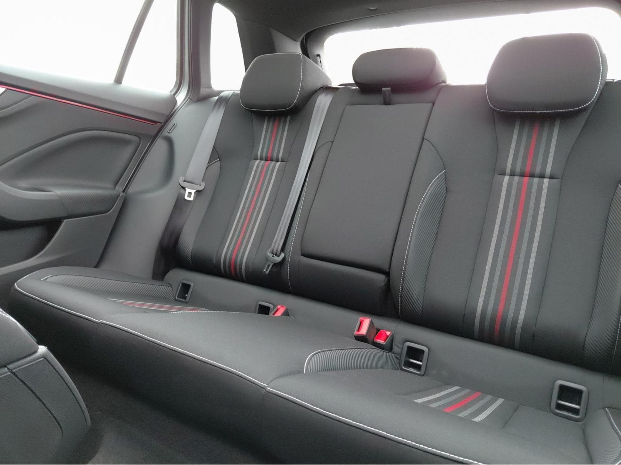 Skoda Kamiq Monte Carlo (2025) - Photo 16