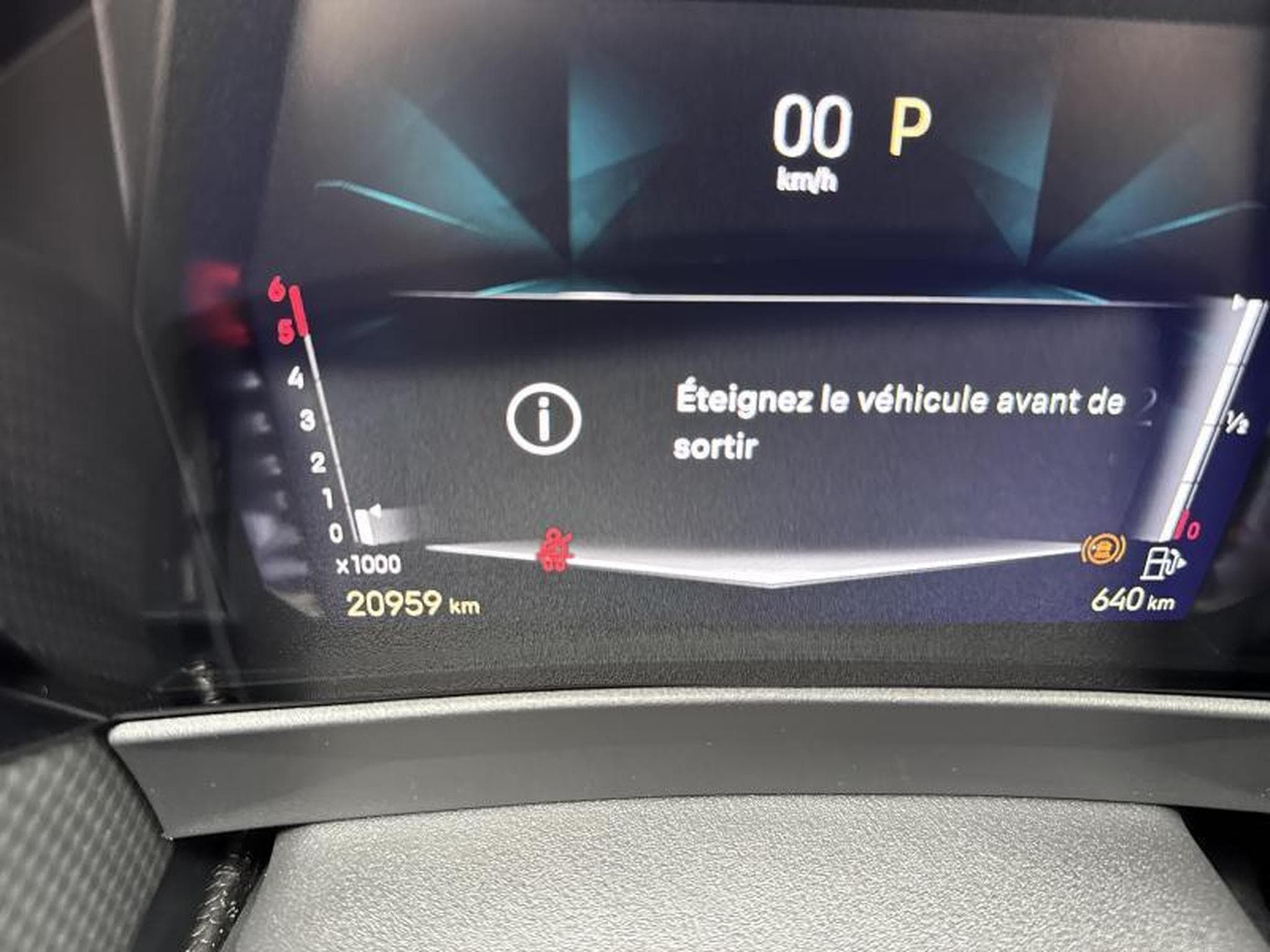 DS Automobiles DS4 RIVOLI (2024) - Photo 15