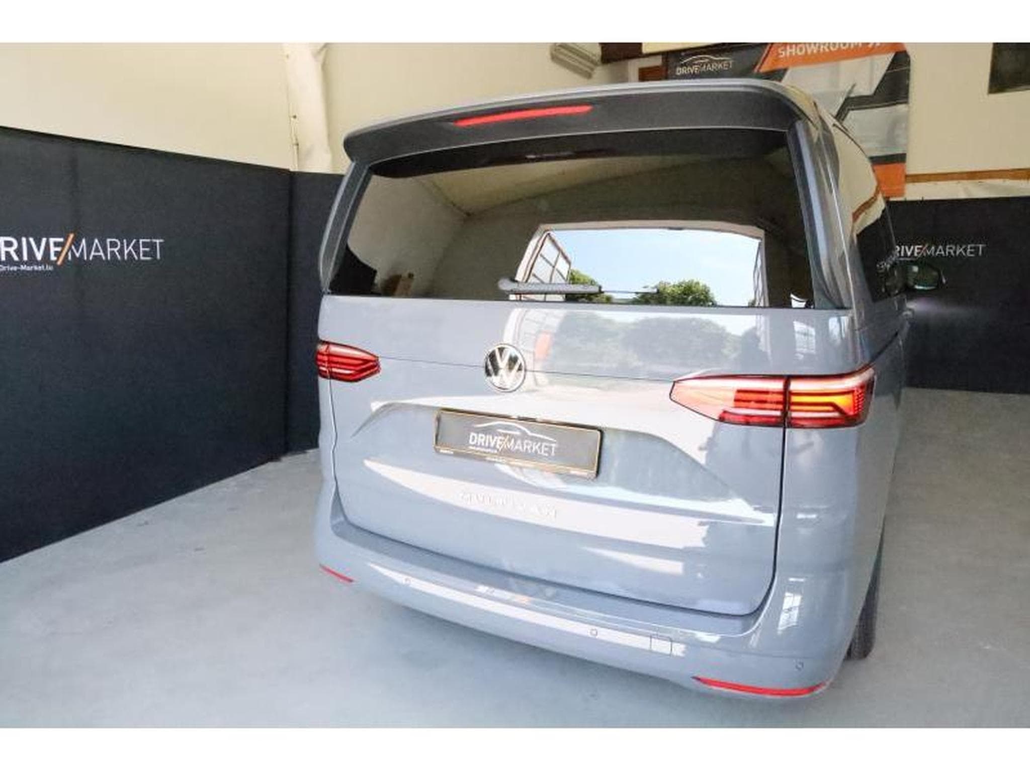 VW T7 Life LONG (2025) - Foto 17