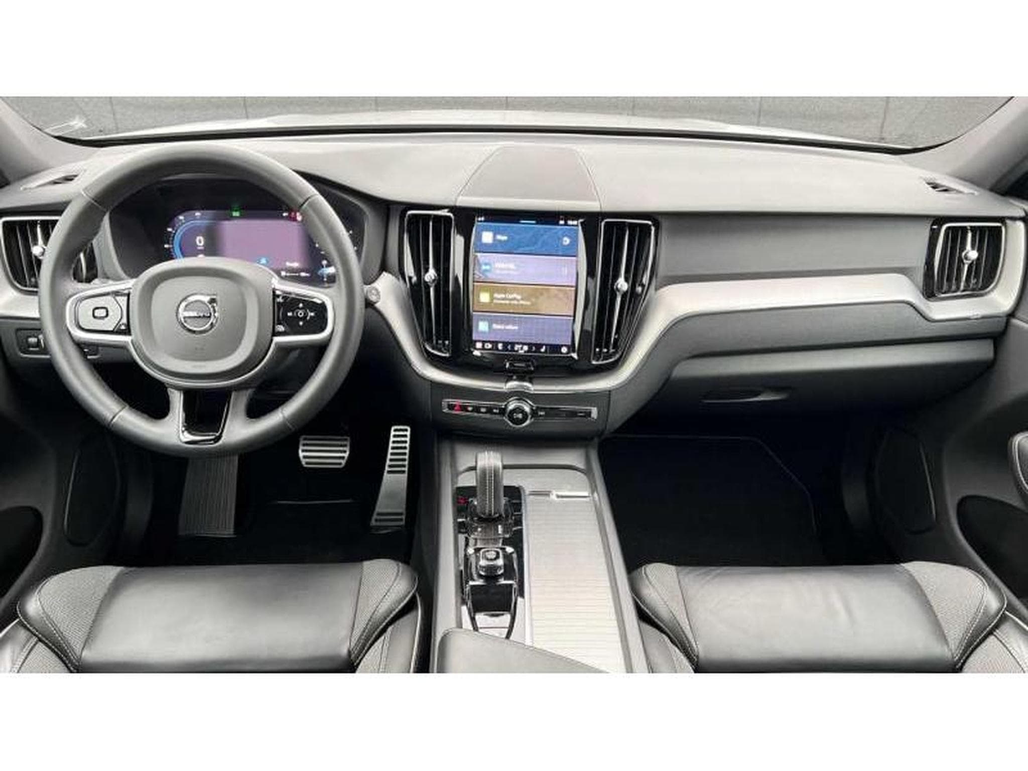 Volvo XC60 Plus Dark (2022) - Foto 8