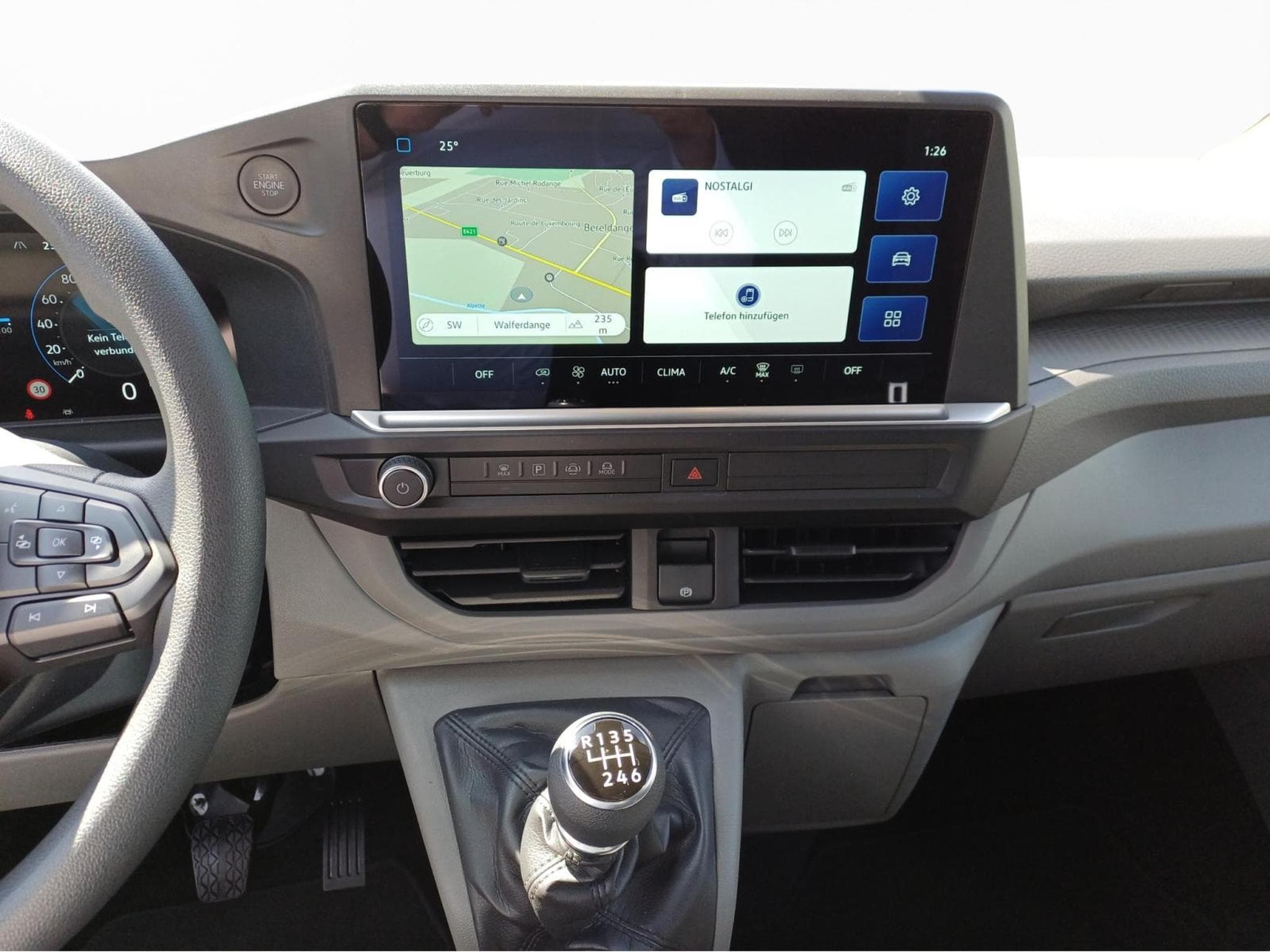 VW T7 Basic (2025) - Foto 12