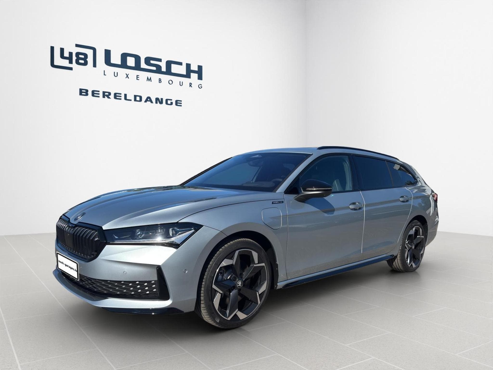 Skoda Superb Sportline (2025) - Photo 3