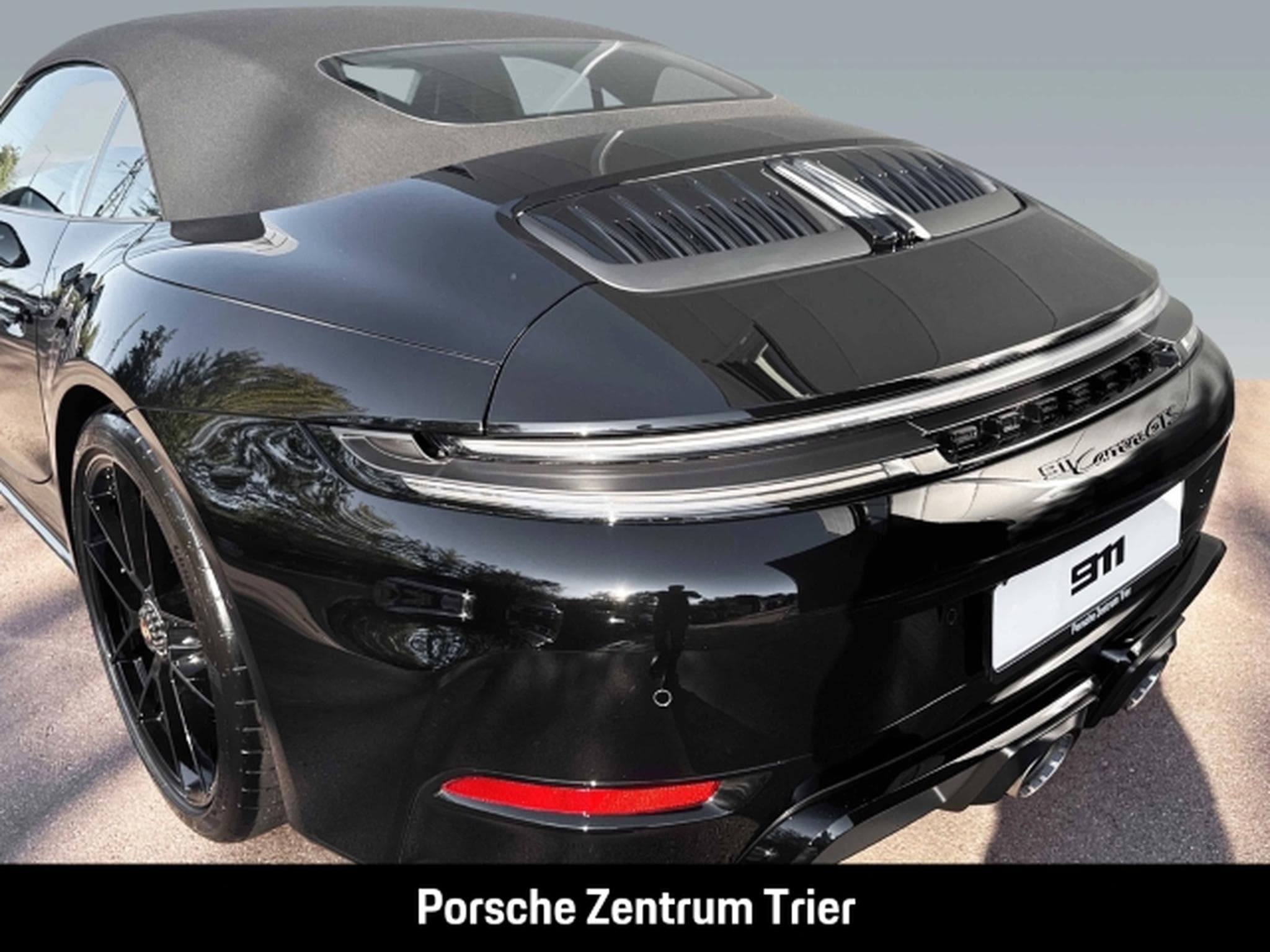 Porsche 911 Carrera GTS Cabrio InnoDrive Sitzbelüftung (2025) - Photo 12