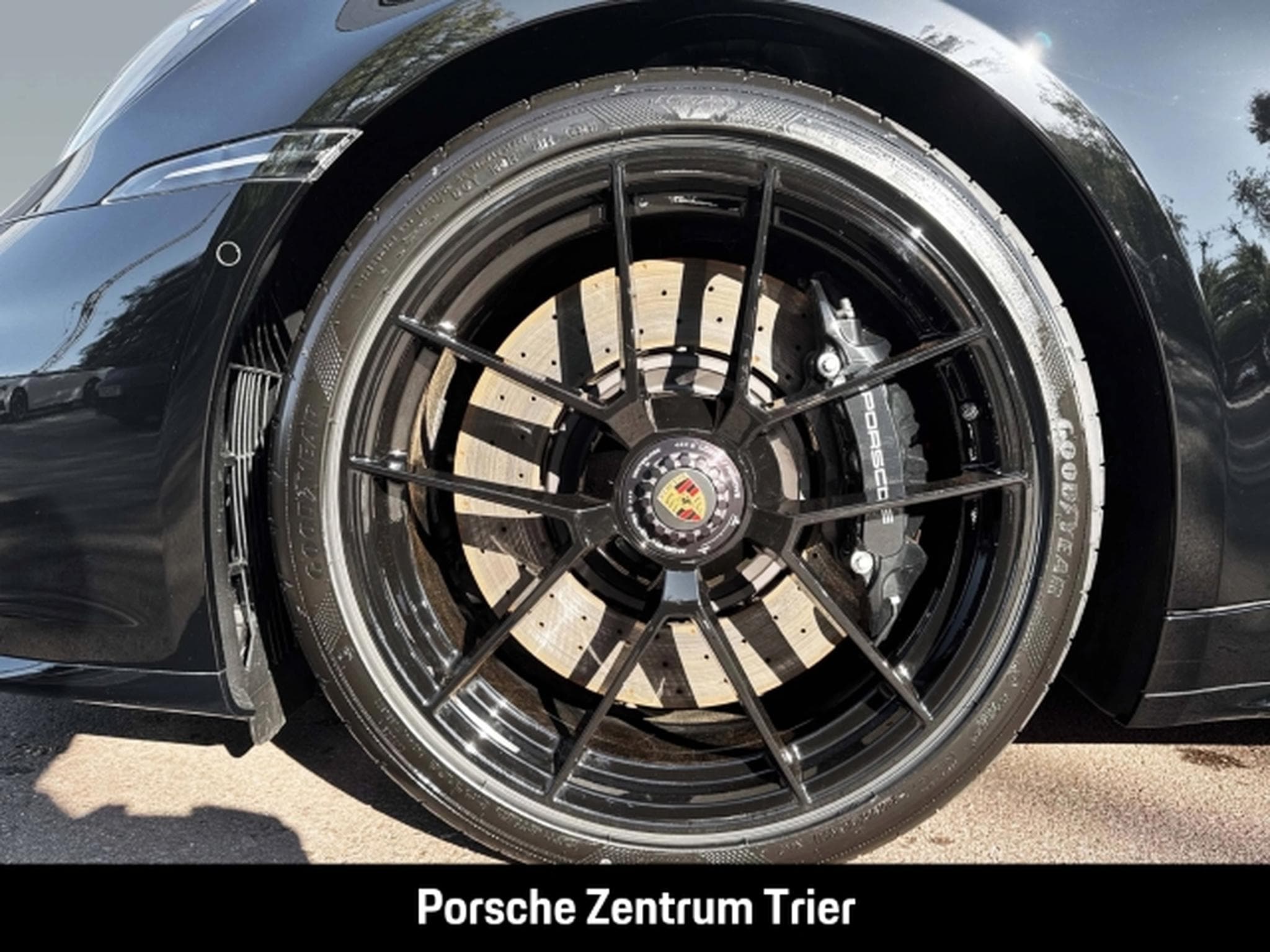 Porsche 911 Carrera GTS Cabrio InnoDrive Sitzbelüftung (2025) - Photo 6